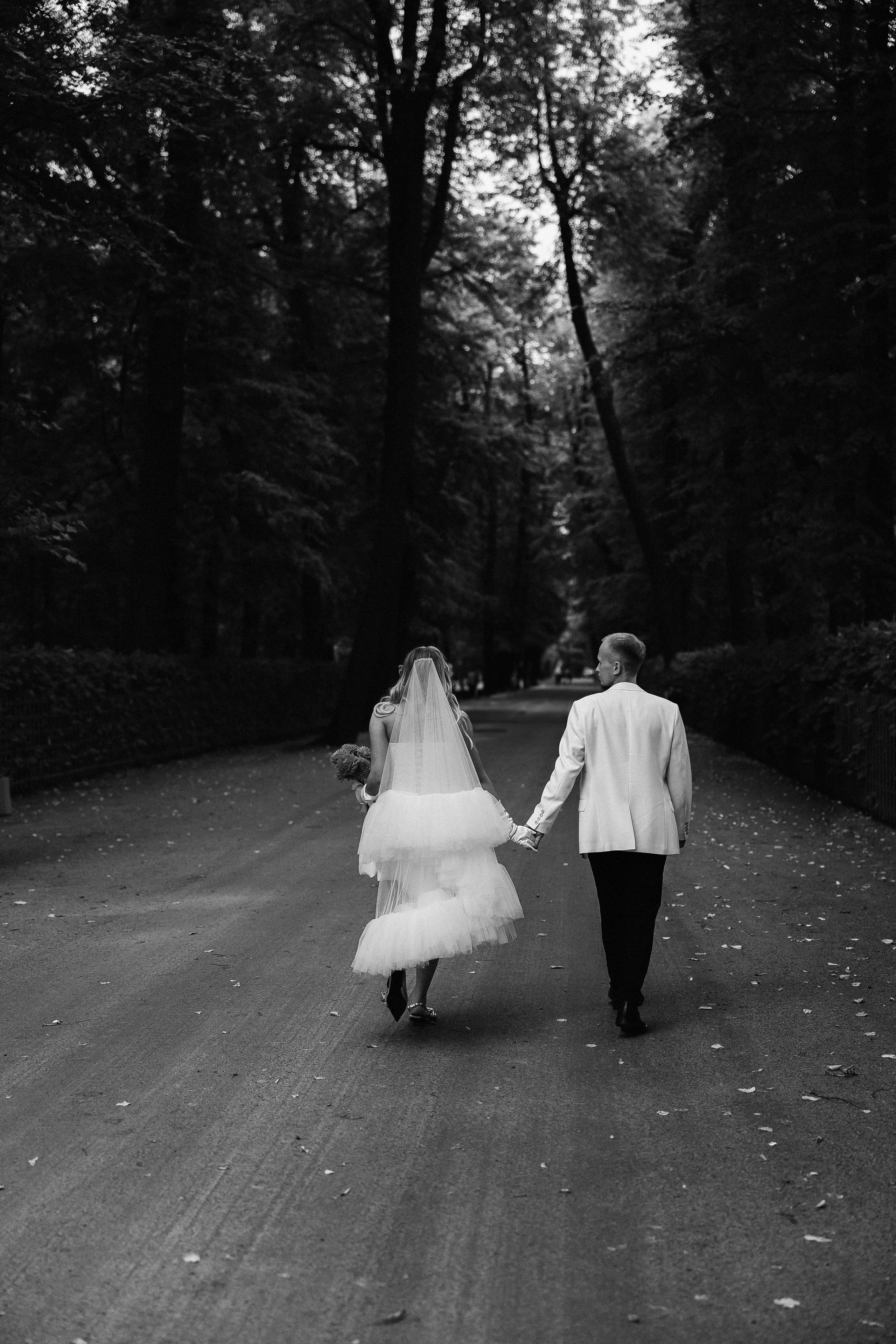 Когда я впервые увидел тебя, этот смех, ты мне напомнила по-моему сразу всех. Свадебный фотограф в Санкт-Петербурге Баженова Алина