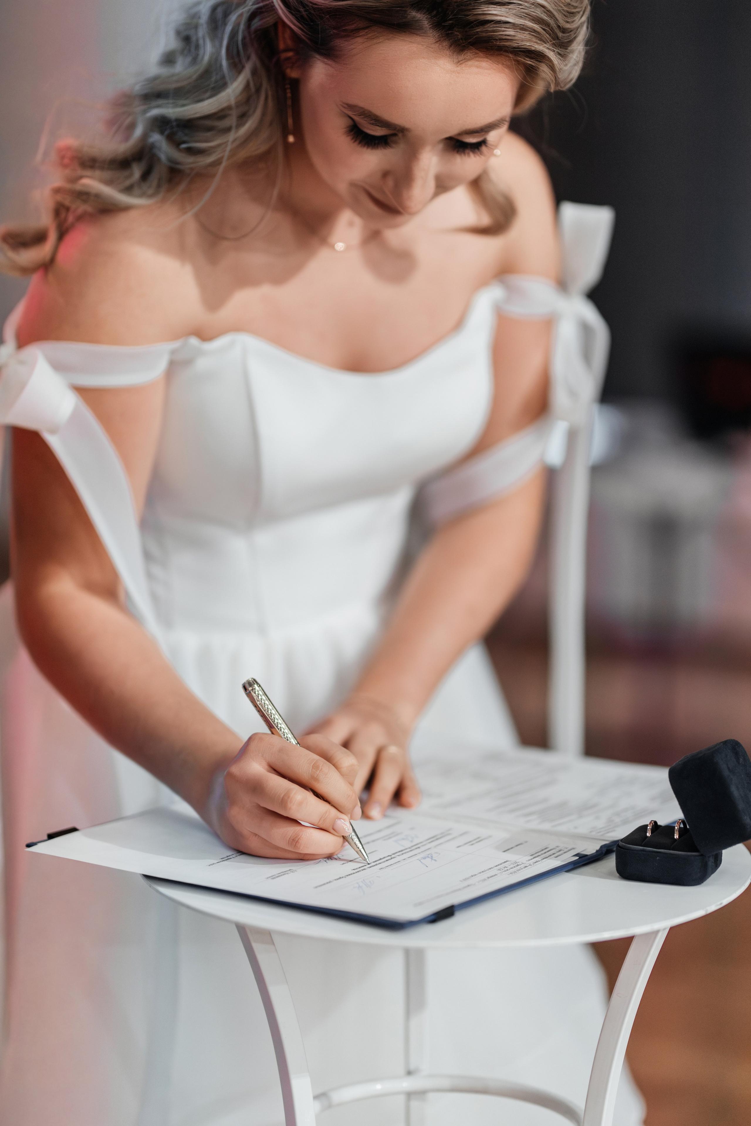 ЗАГС (КЦ Московский). Регина Мингалимова, семейный и свадебный фотограф в Казани