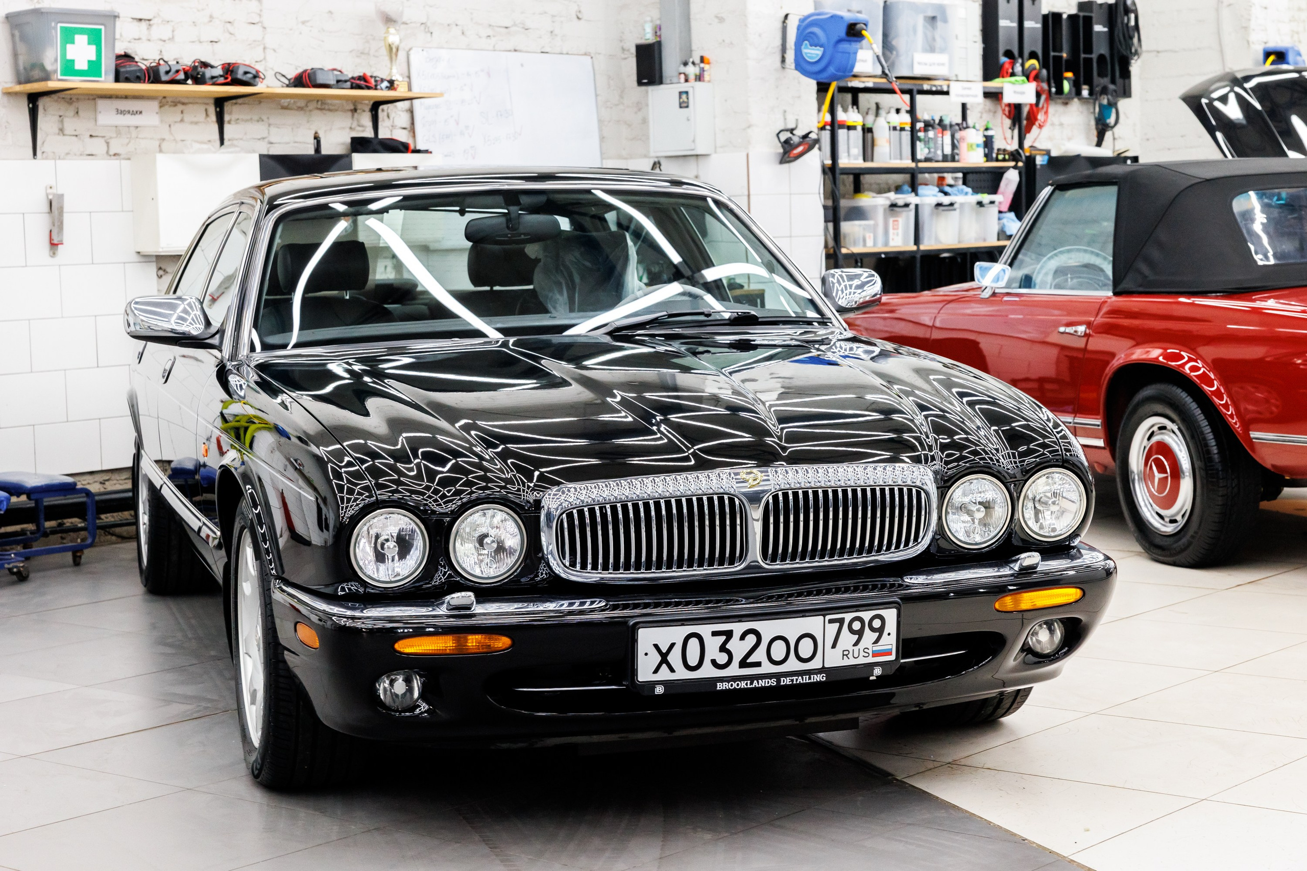 Автомобильная фотосъёмка Daimler Xj8. Фотограф Сергей Лукьянов @xapeton_photo Москва