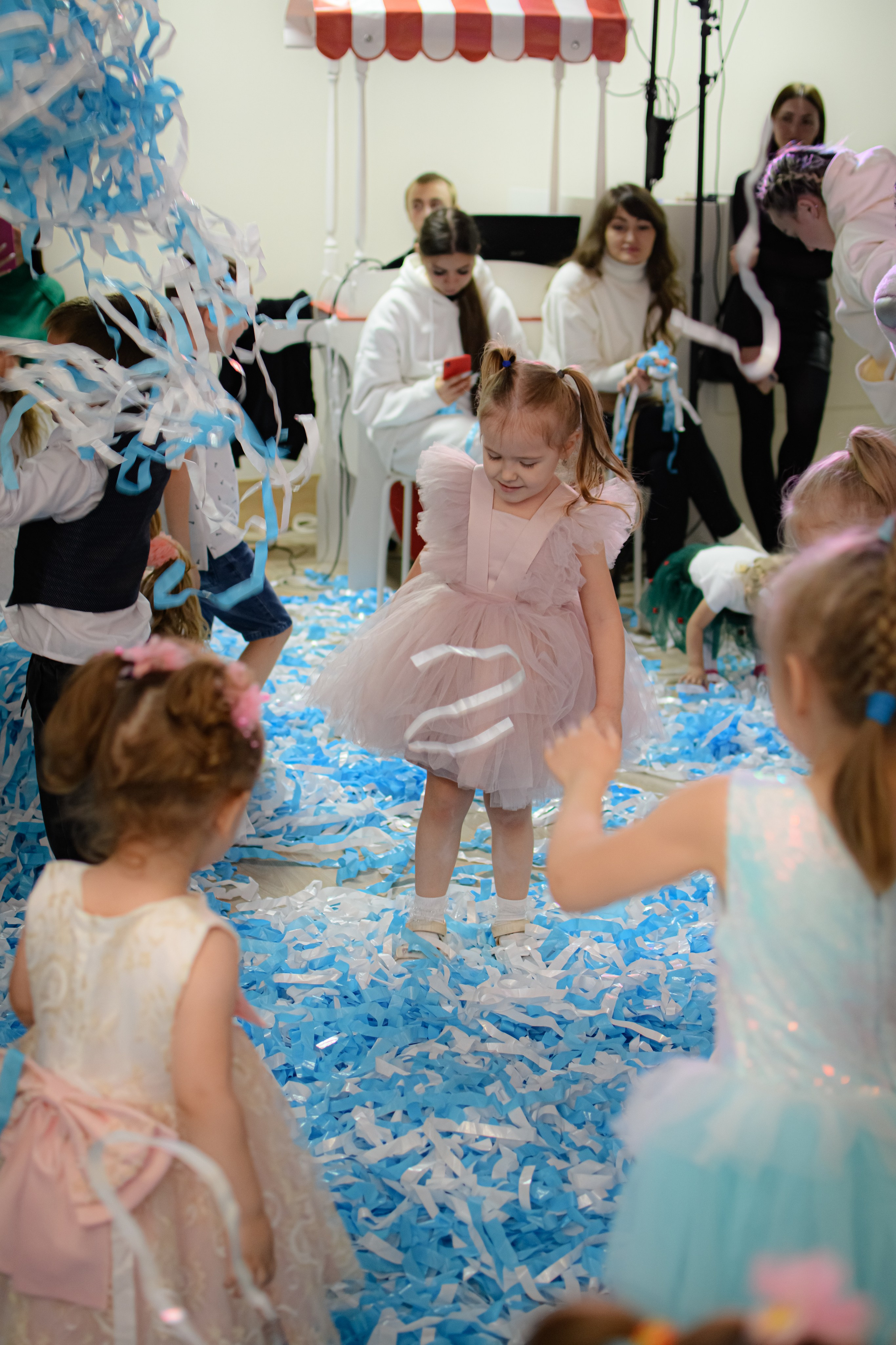 HAPPY NEW YEAR. Photokarish