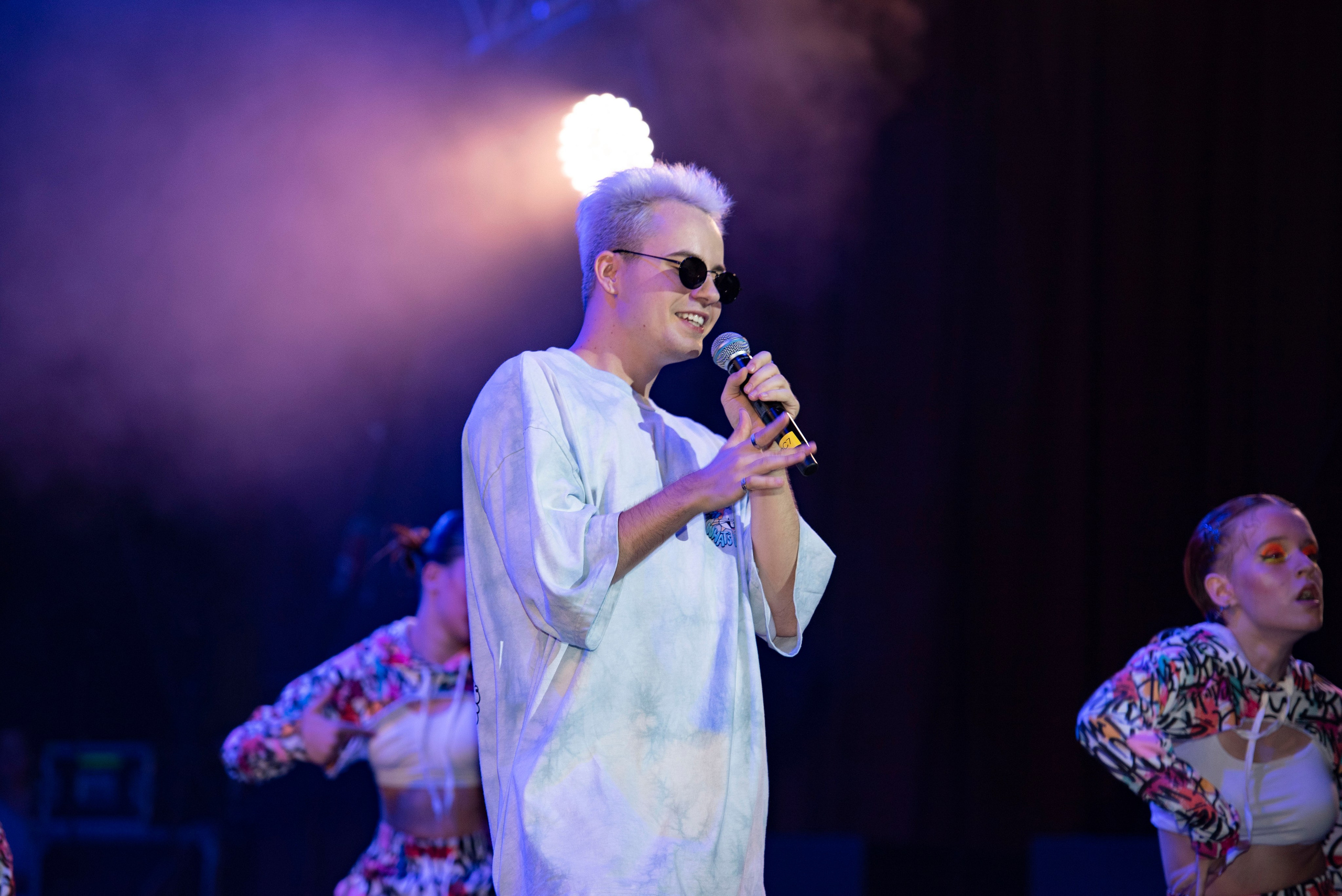 Фотограф на концерт. Свадебный, семейный, фэшн фотограф, школьный фотограф в Сочи