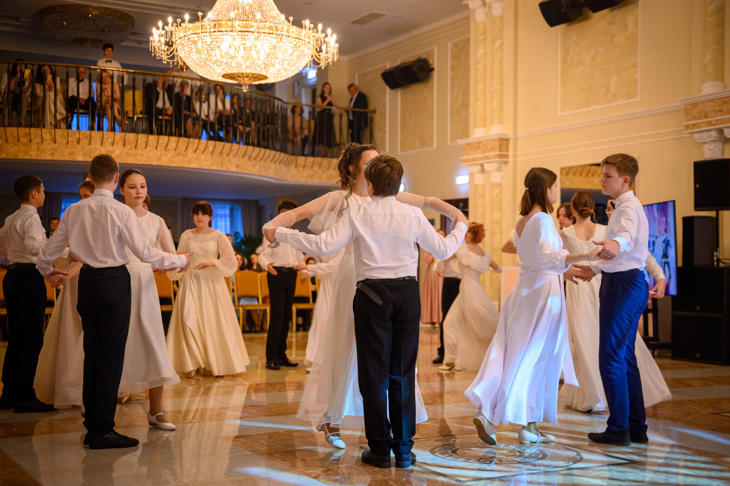 Бал ФМШ 7 класс. Фотограф новорожденных, семейный детский в Тюмени Татьяна Морозова