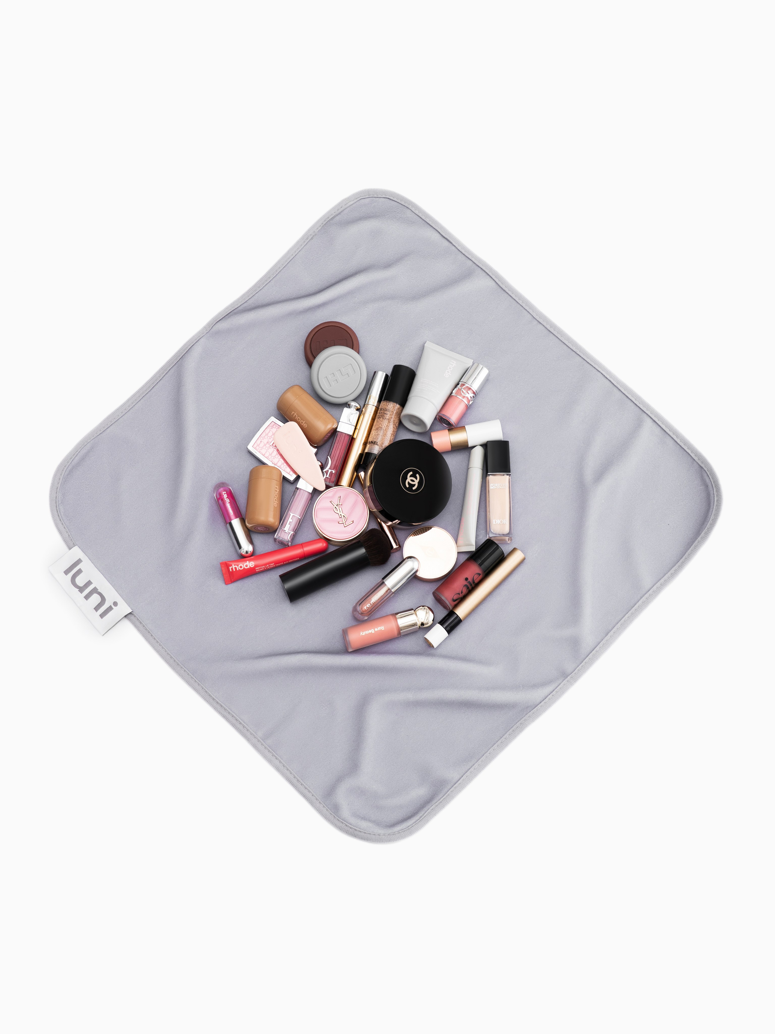 Luni. Fashion фотограф и Арт директор. Санкт-Петербург и Москва