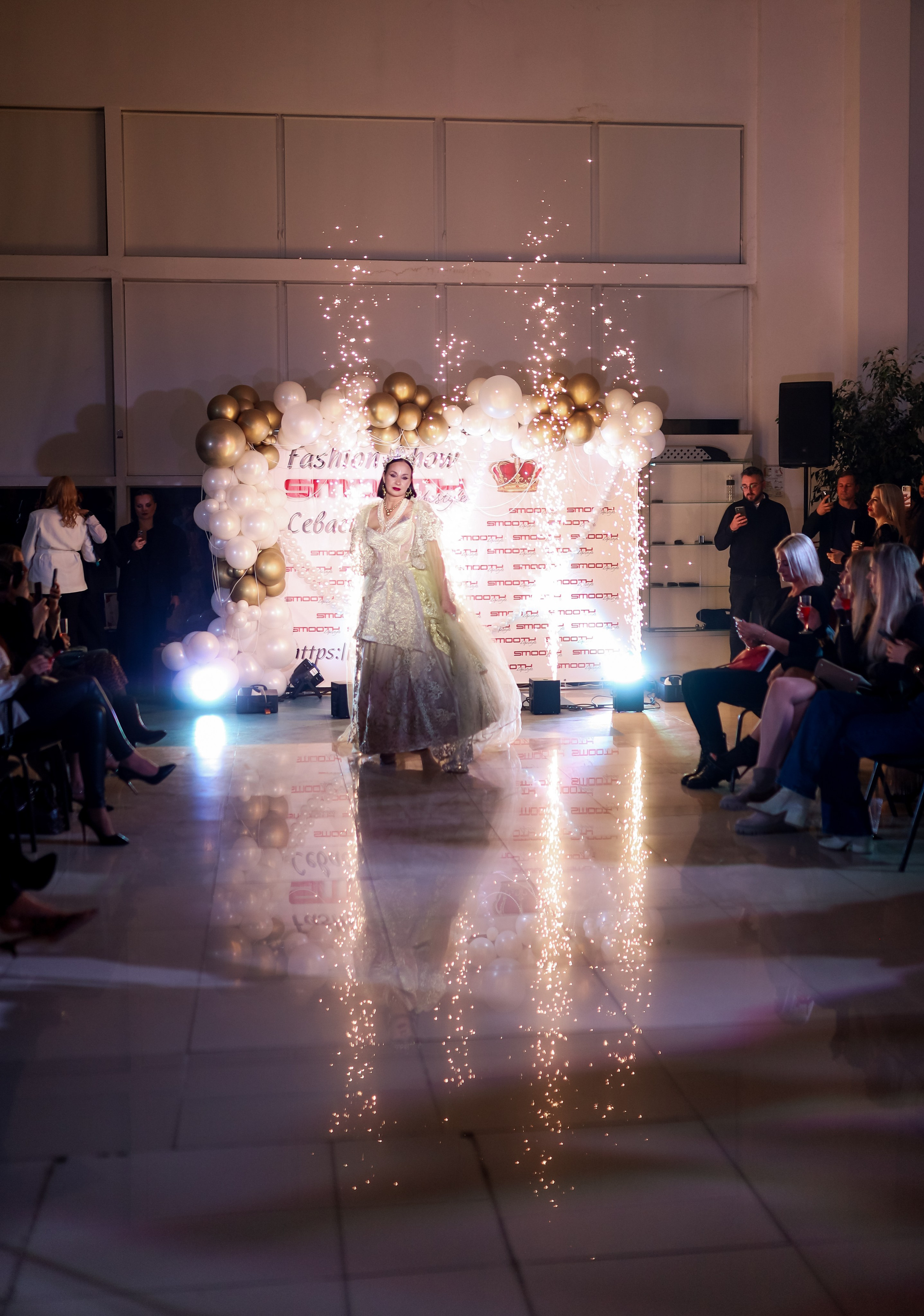 Показ коллекции Жанны Стеклянниковой — Omoda/SMOOTH