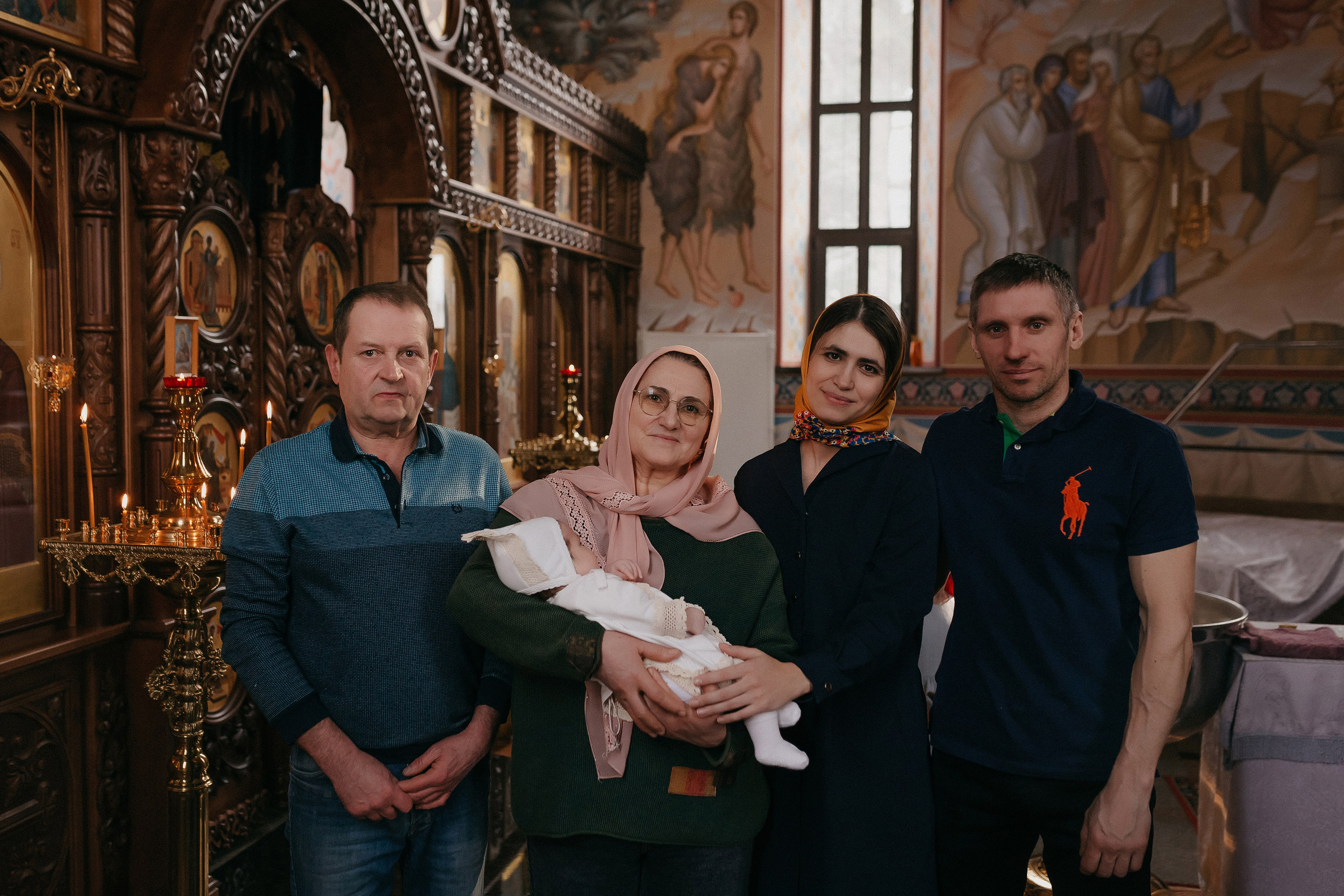 Крещение Арины. Храм Георгия Победоносца. Семейный фотограф в Сургуте