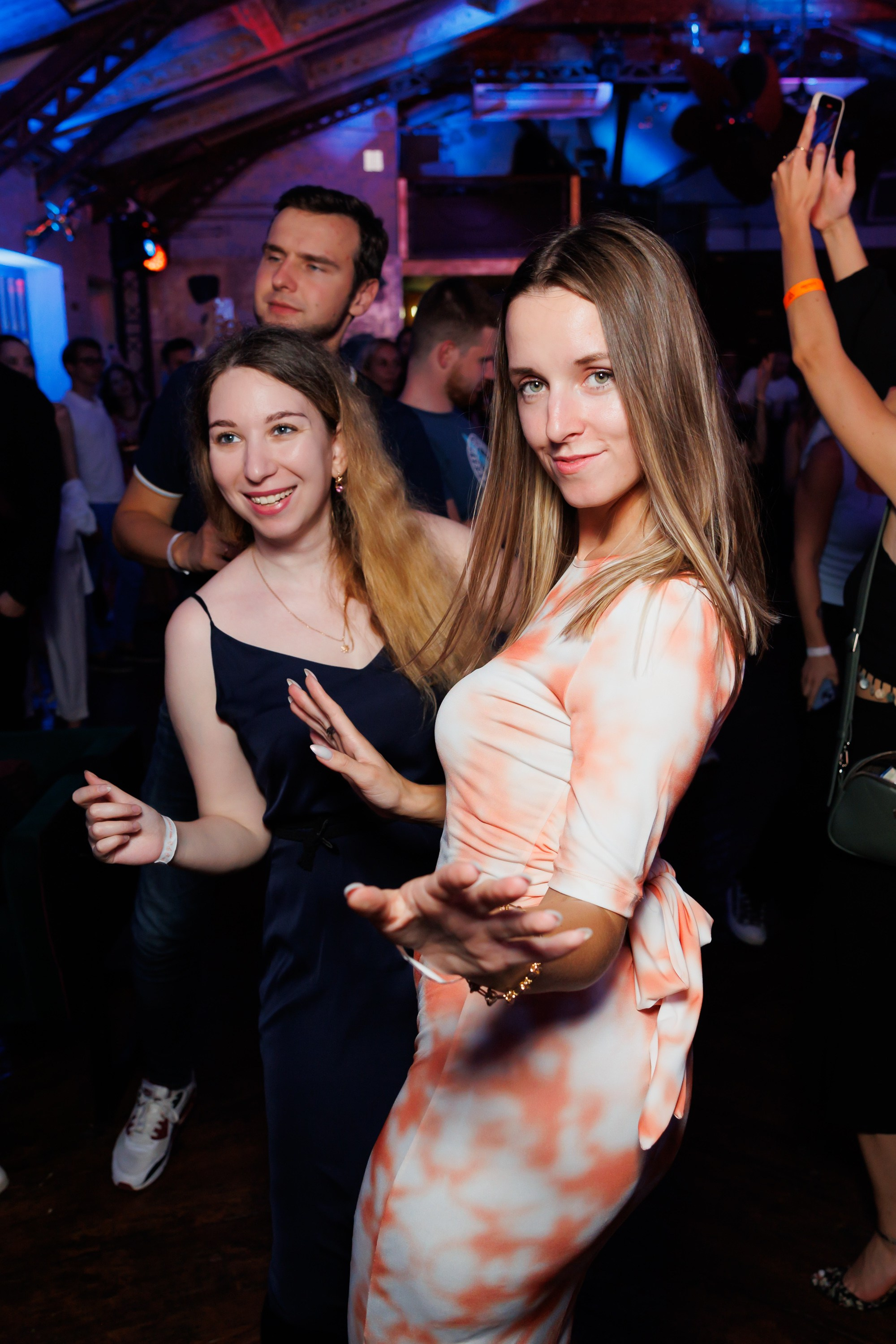 EVEREST VIBE good vibes only 16.08.2023. EVEREST PHOTO REPORT