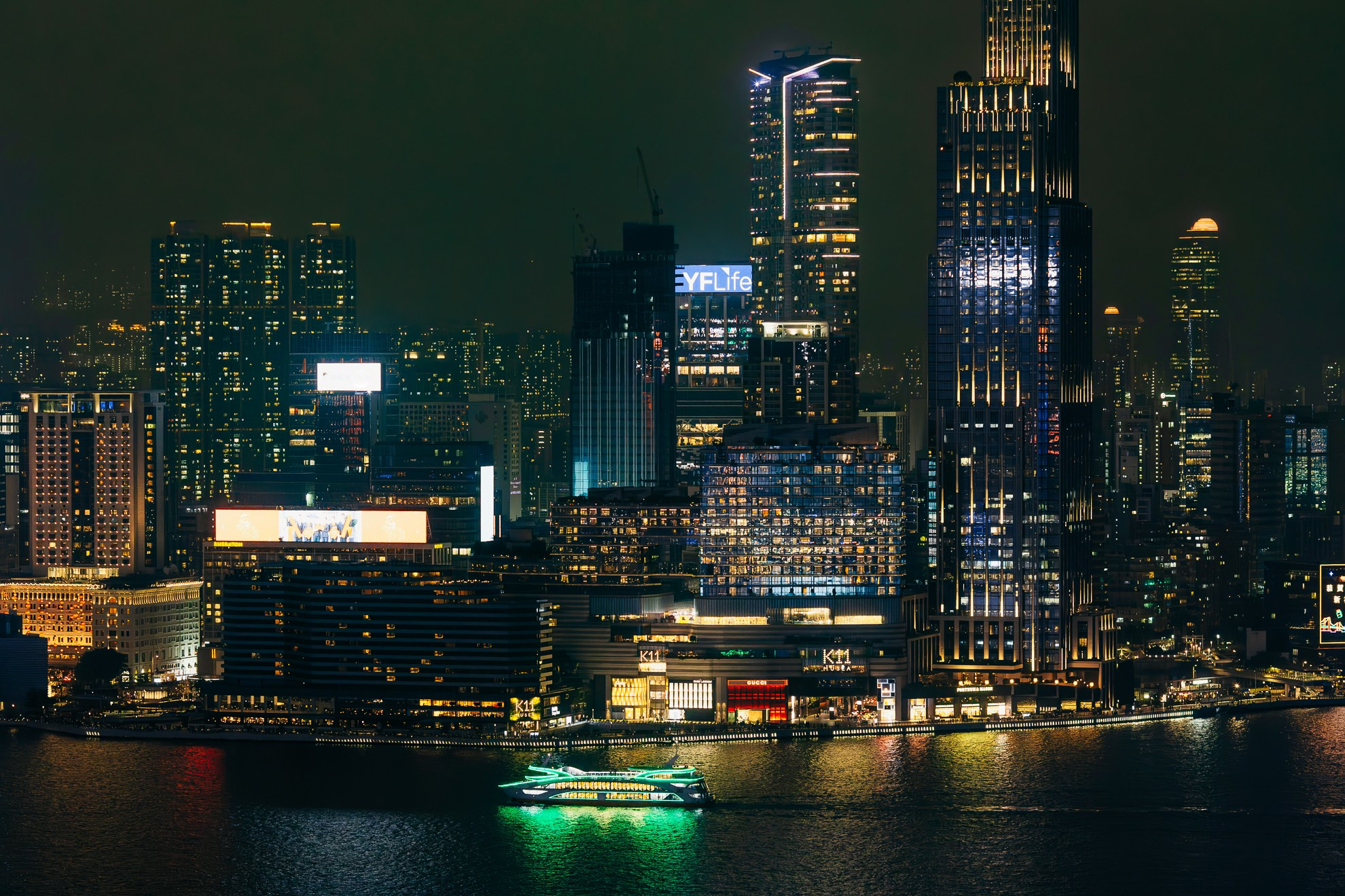 LEADS HONKONG. Репортажный фотограф Саша Матвеев