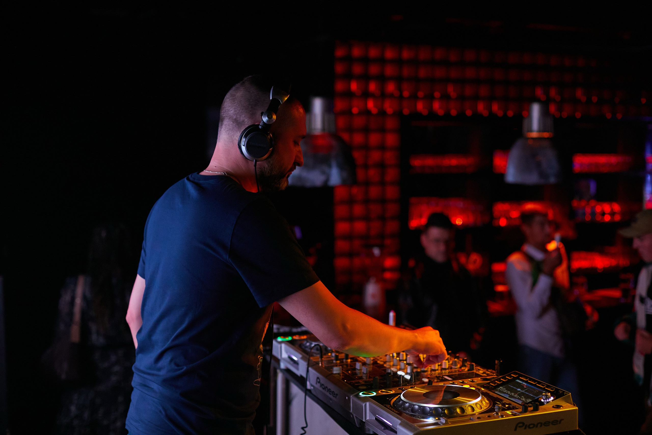 «Тяжелые четверги» 19/10/23. Свадебный и креативный фотограф в ЮФО и МСК