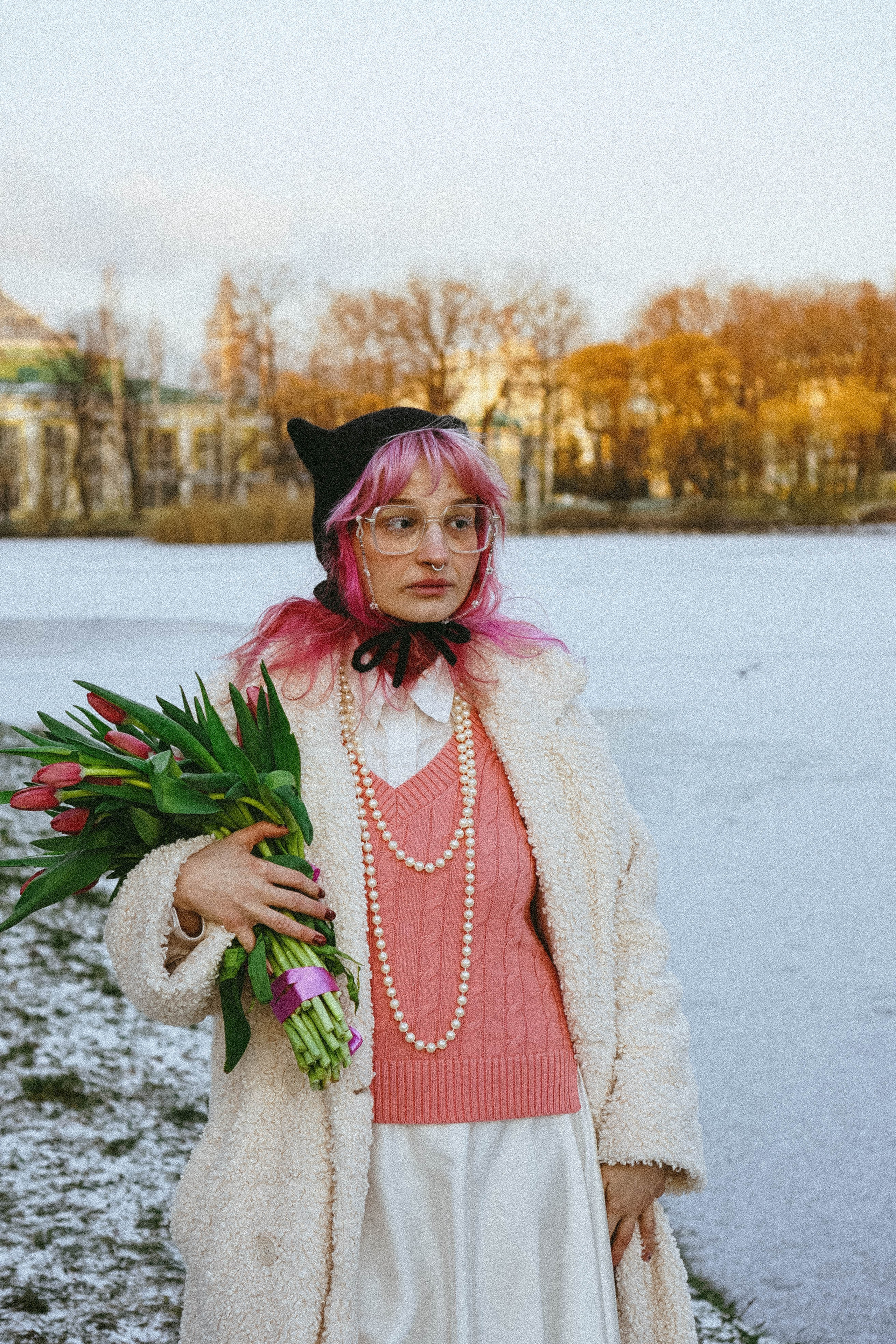 Прогулочная фотосессия с тюльпанами. Профессиональный фотограф, Санкт-Петербург — Виктория Богомолова