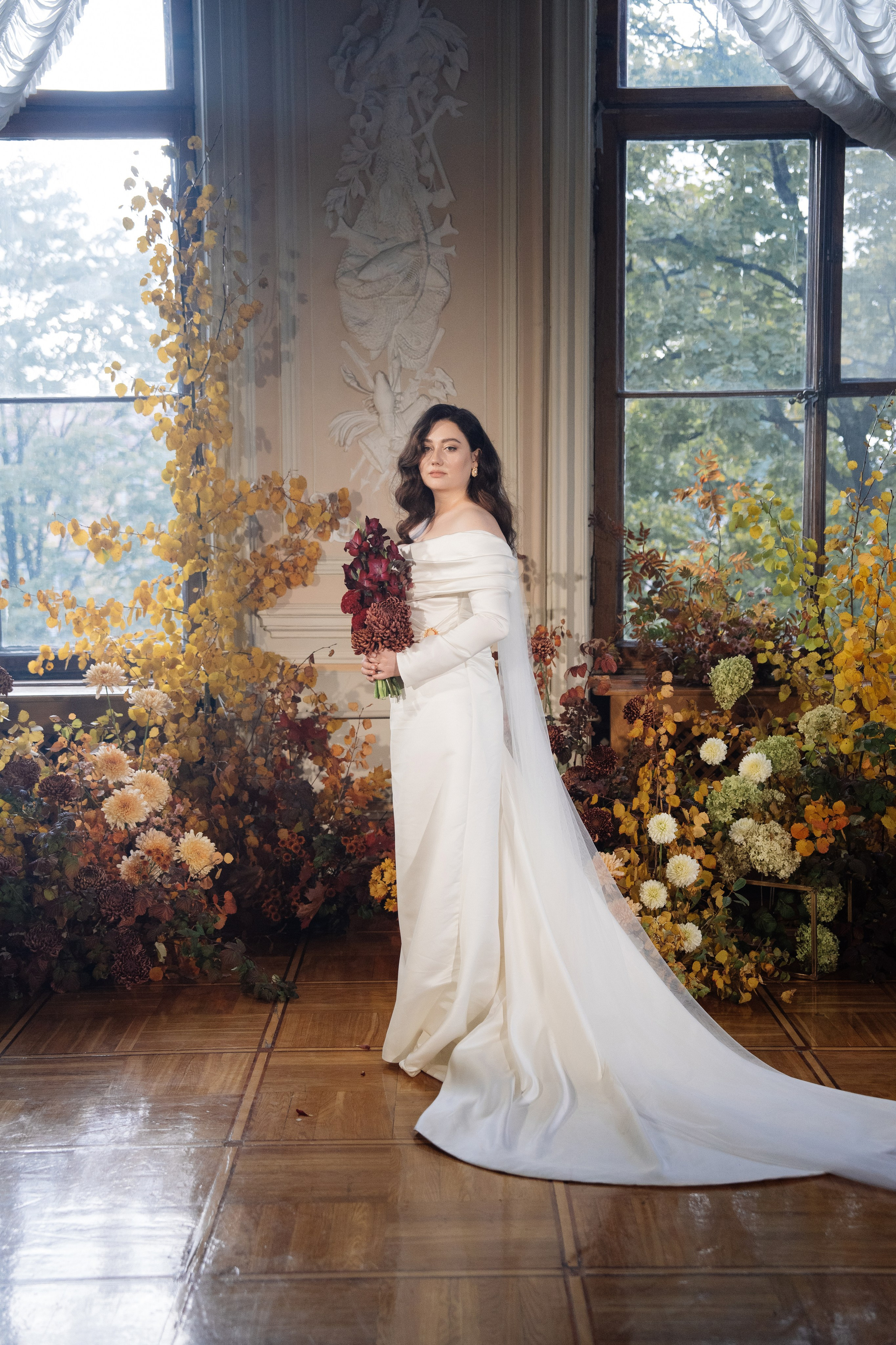 Современная свадьба во дворце. Свадебный фотограф организатор в Санкт-Петербурге Ассоль Опарина