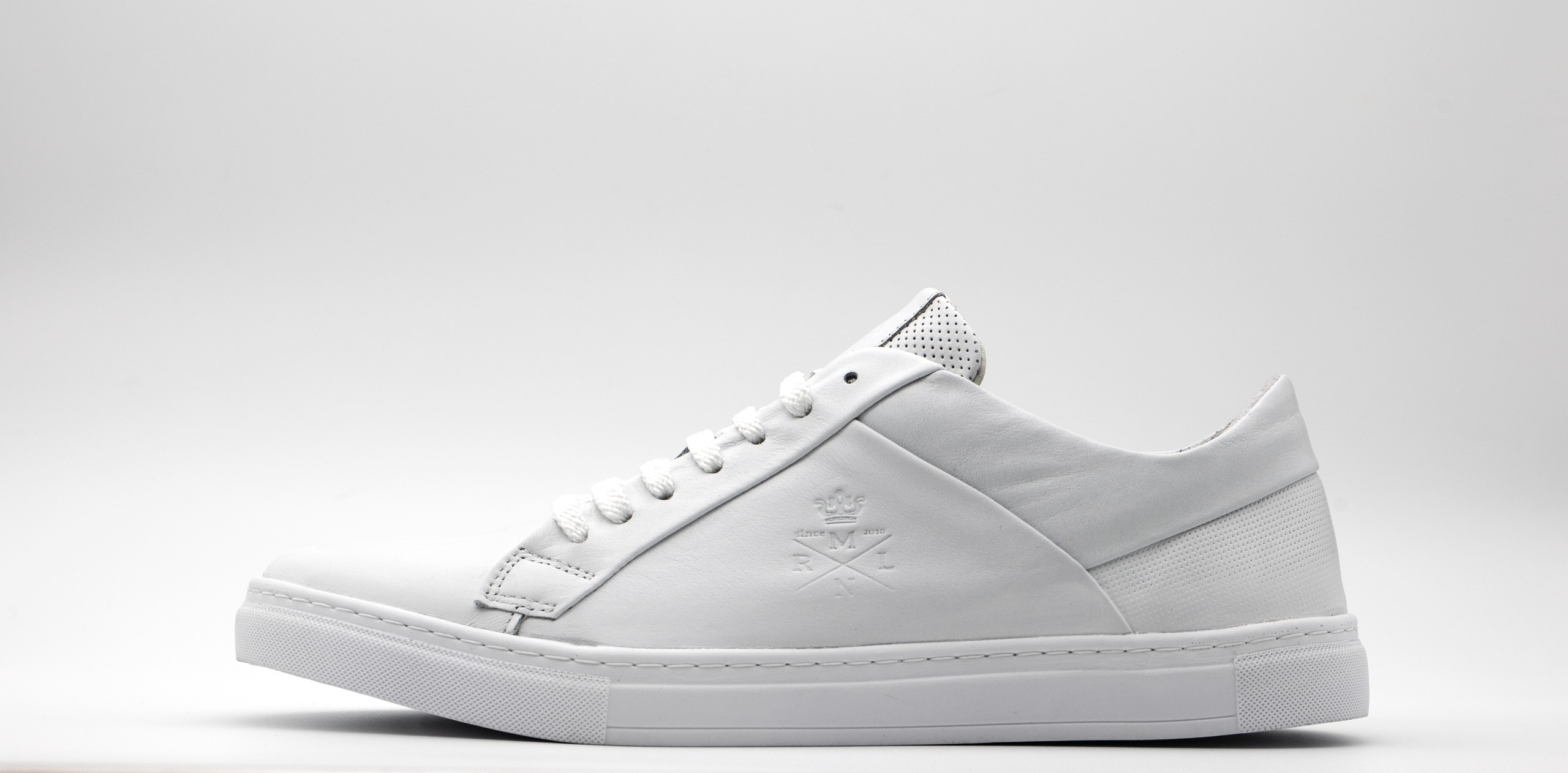 Предметка. Фотограф Михаил Белозеров