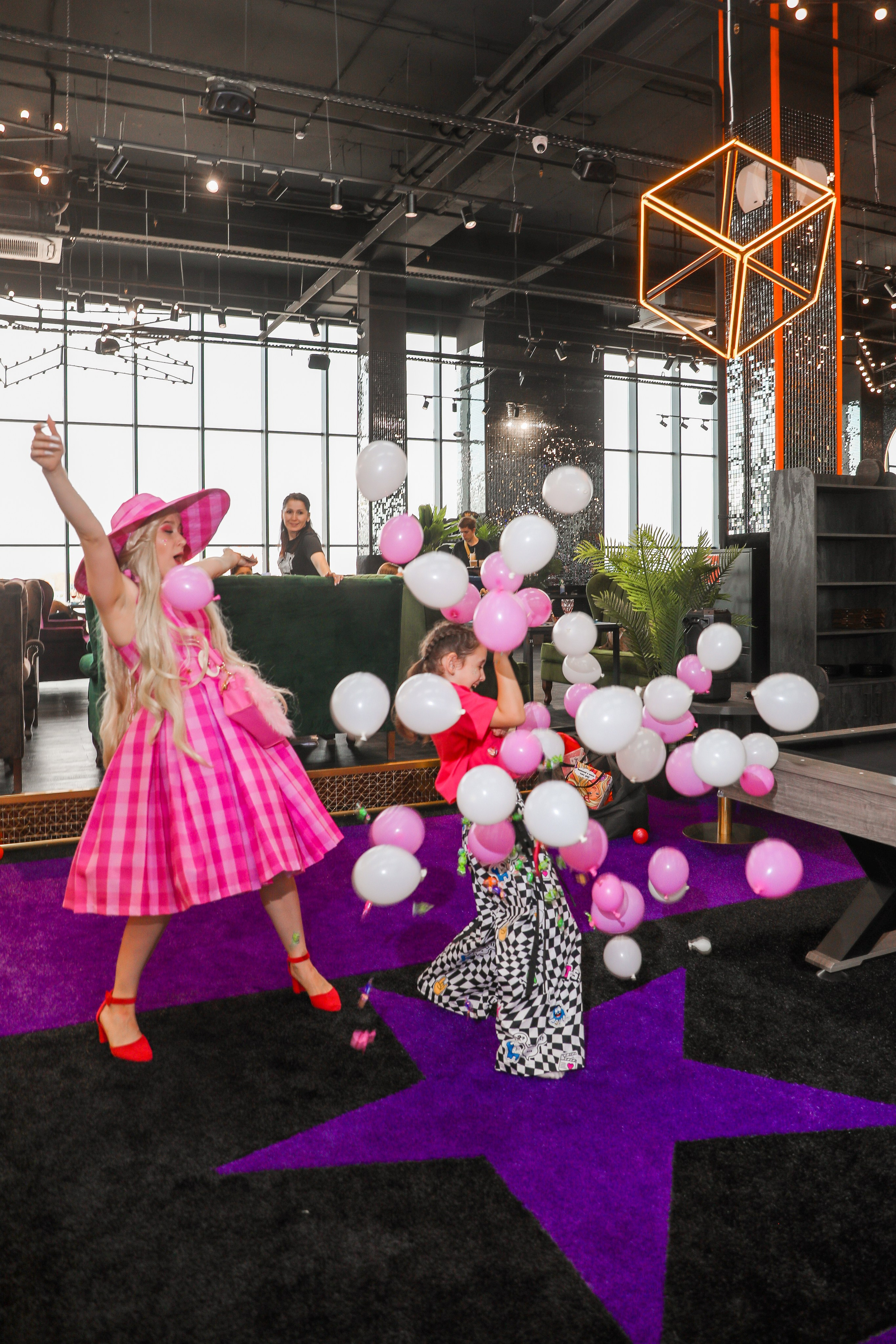 ДЕТСКИЕ МЕРОПРИЯТИЯ. Photographer Viktoriya Markushina «My world throug»