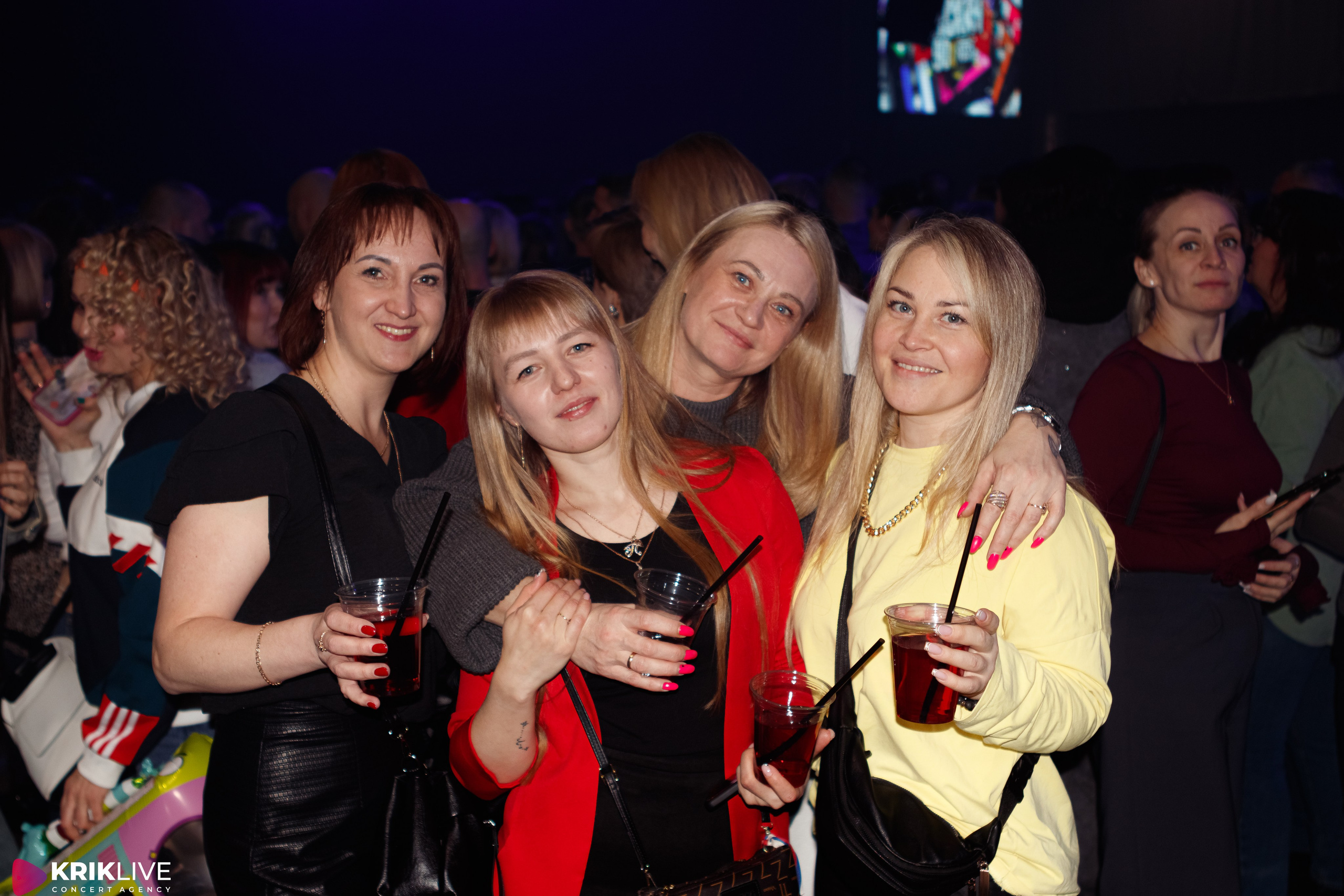 Дискач 90-х. Портретный и пейзажный фотограф Никита Павлов