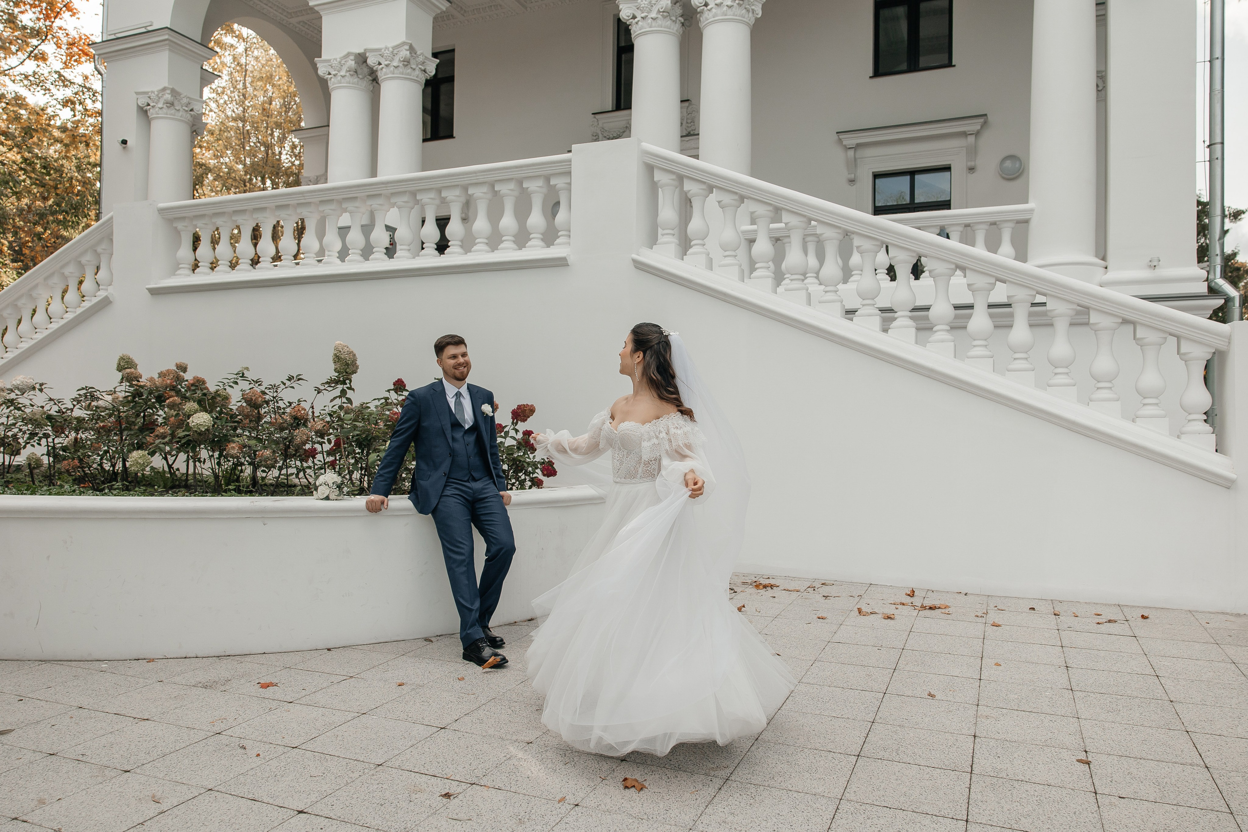 Свадебная фотосессия на ВДНХ. Свадебный фотограф в Москве Дарья Олендарёва