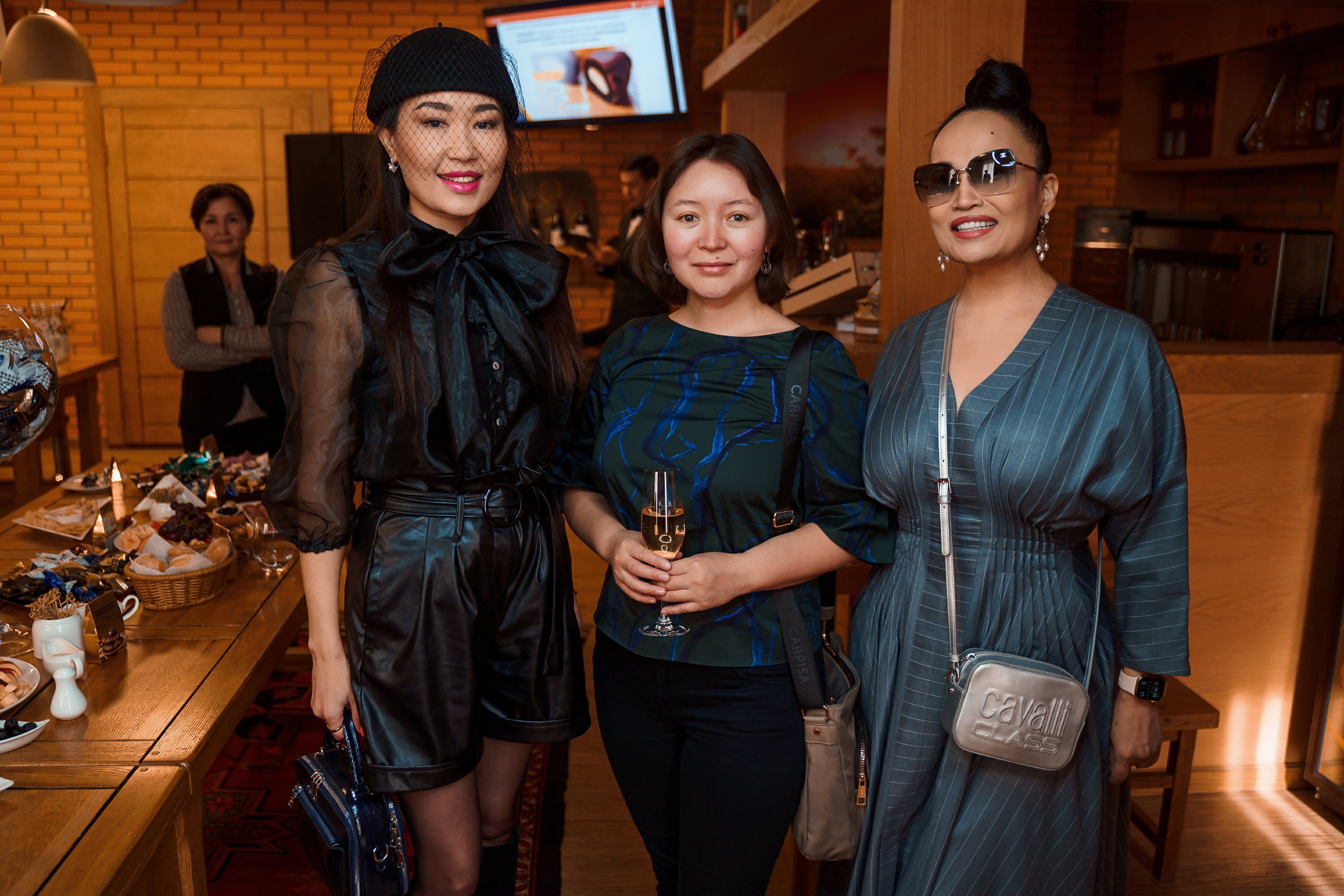 РЕПОРТАЖ. Коммерческий фотограф Нур-Султан (Астана) Айбар Орынхан