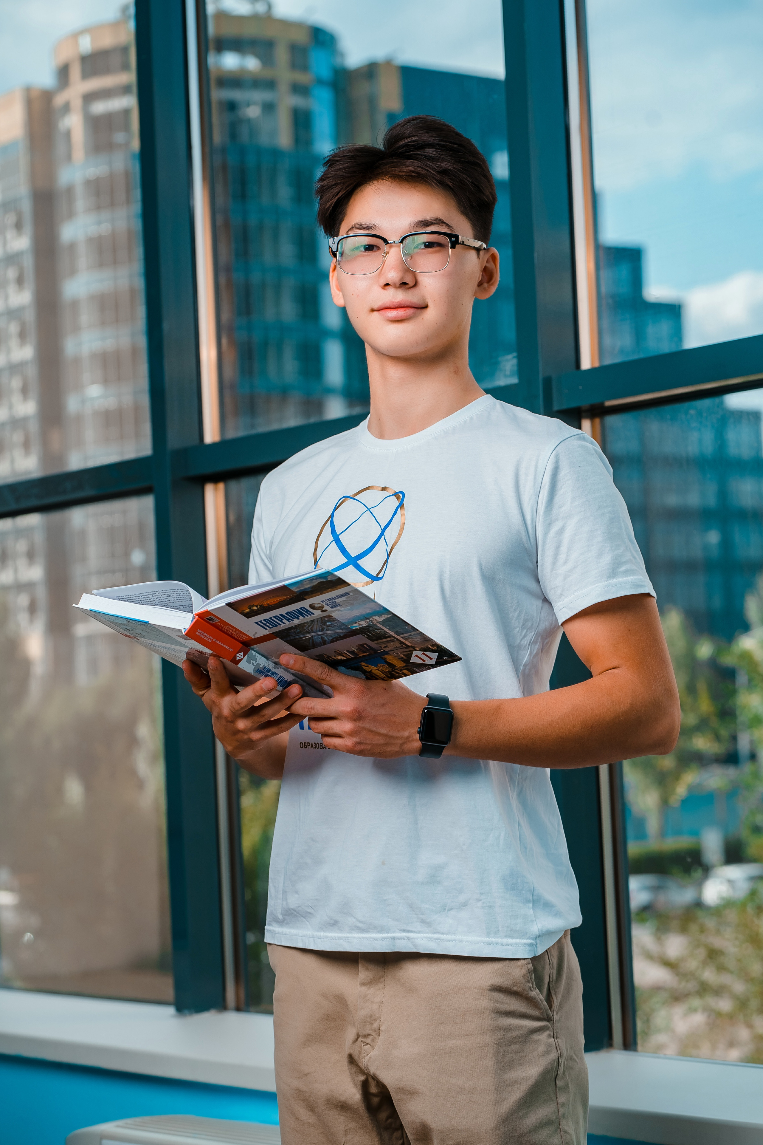 Для брендов. Коммерческий фотограф Нур-Султан (Астана) Айбар Орынхан