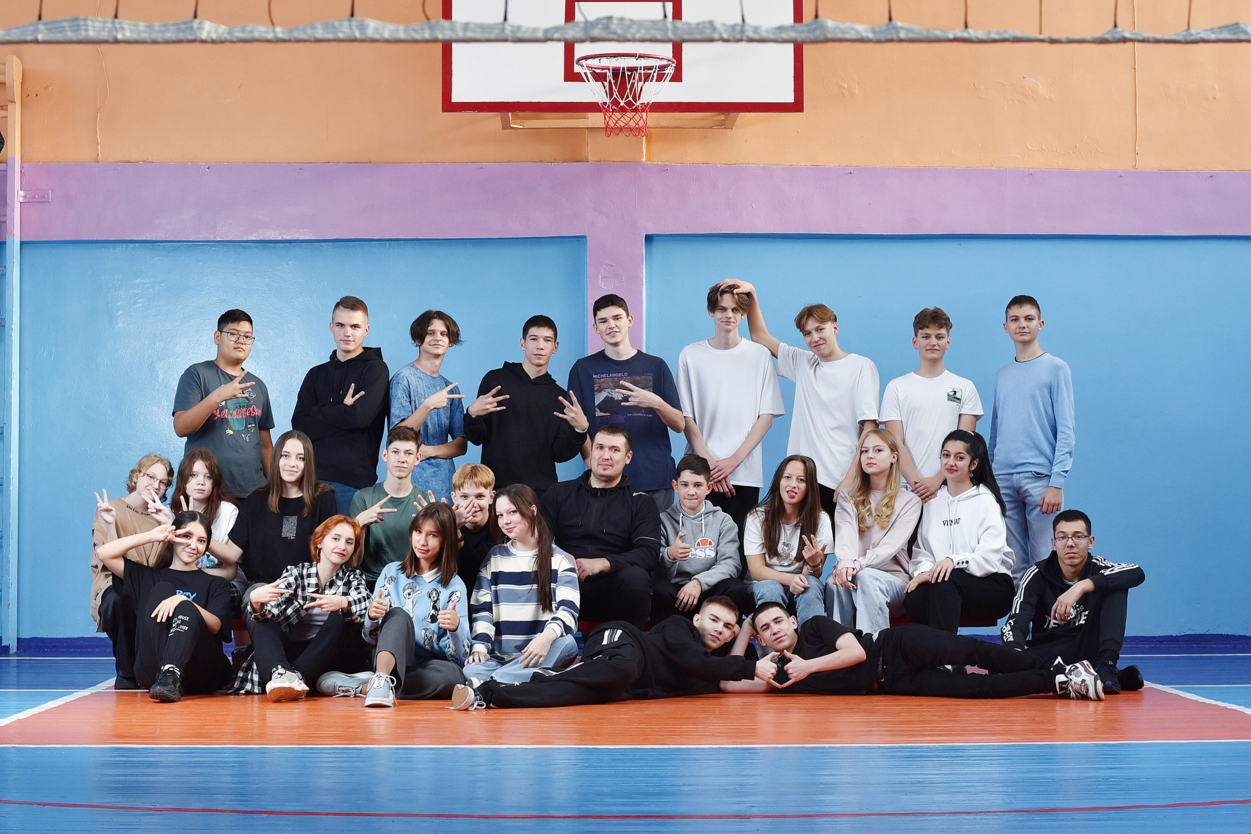 ФОТОСЕССИЯ В СПОРТИВНОМ ЗАЛЕ. Школьный фотограф ЛАРИСА МАТВЕЕНКО