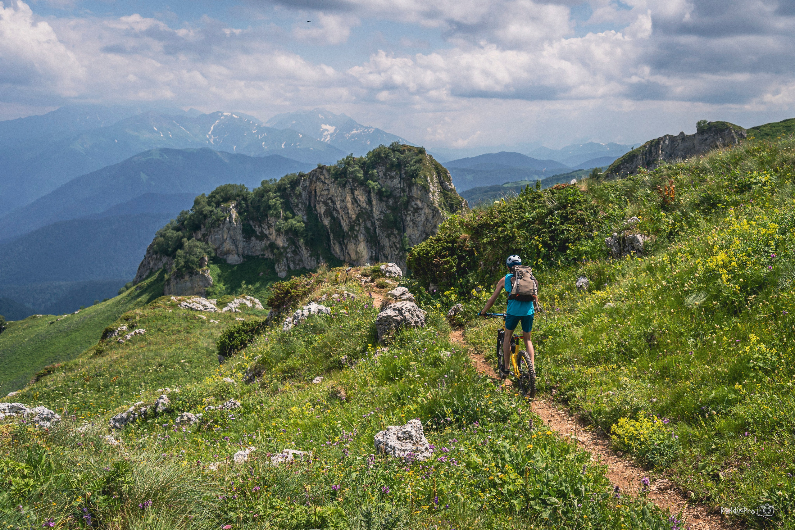 Велотур Велотридцатка 13 июля 2024 Ковальтур. Репортажный фотограф в Краснодаре Рындин Дмитрий