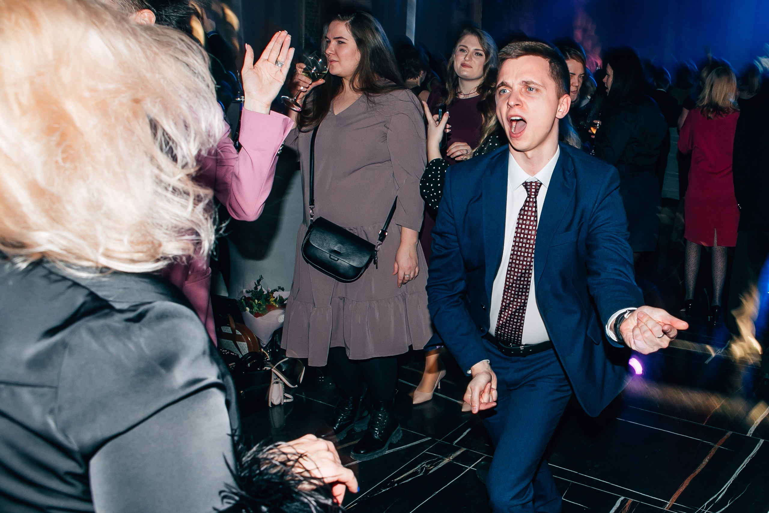 Снимал репортаж для «Газпром нефть», Газстройпром, Росатом, ОЗОН, Мегафон, ВТБ, Т-Банк, Unilever, Материа Медика Холдинг. Фотограф Serg-Epic — Сергей Клепиков