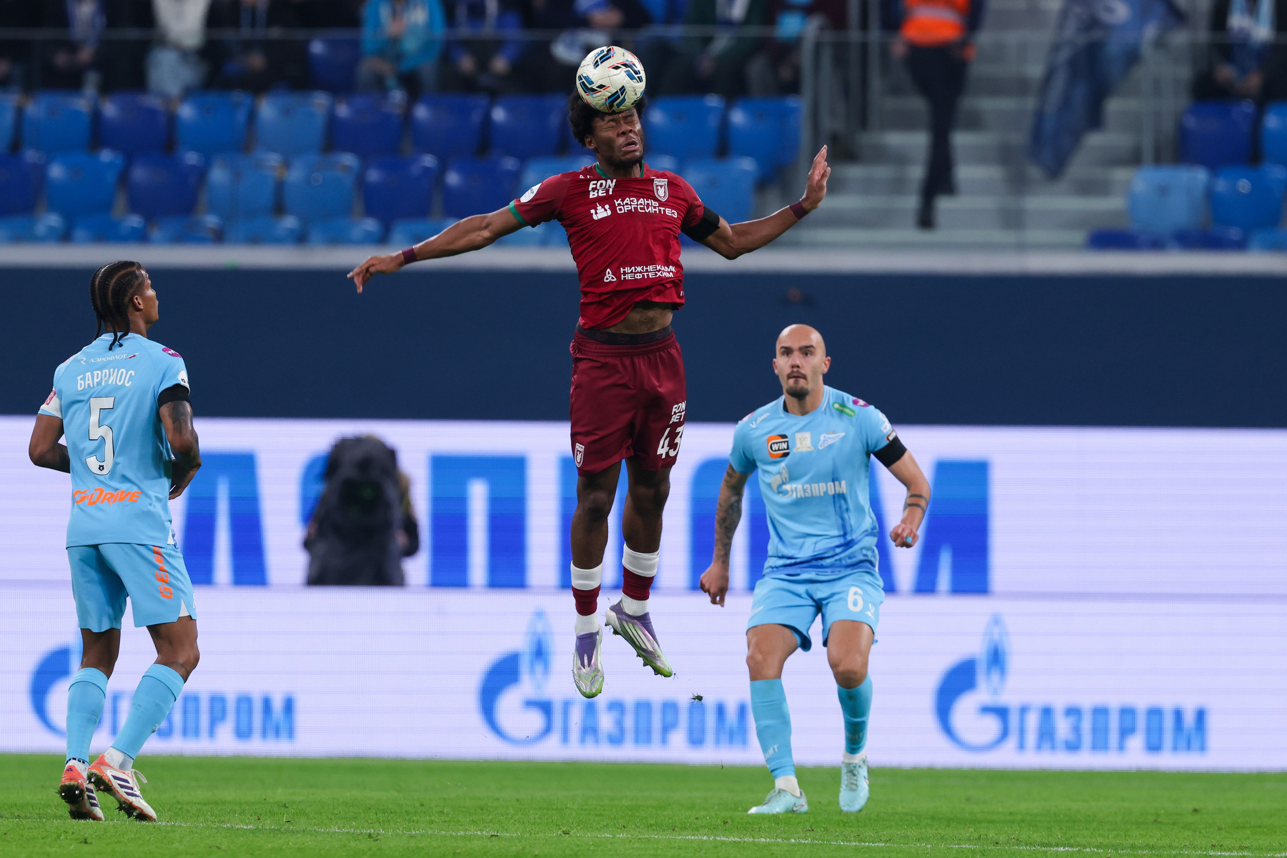 ФК «Зенит» — ФК «Рубин» 30.11.2025. Спортивный и репортажный фотограф Антон Тереханов