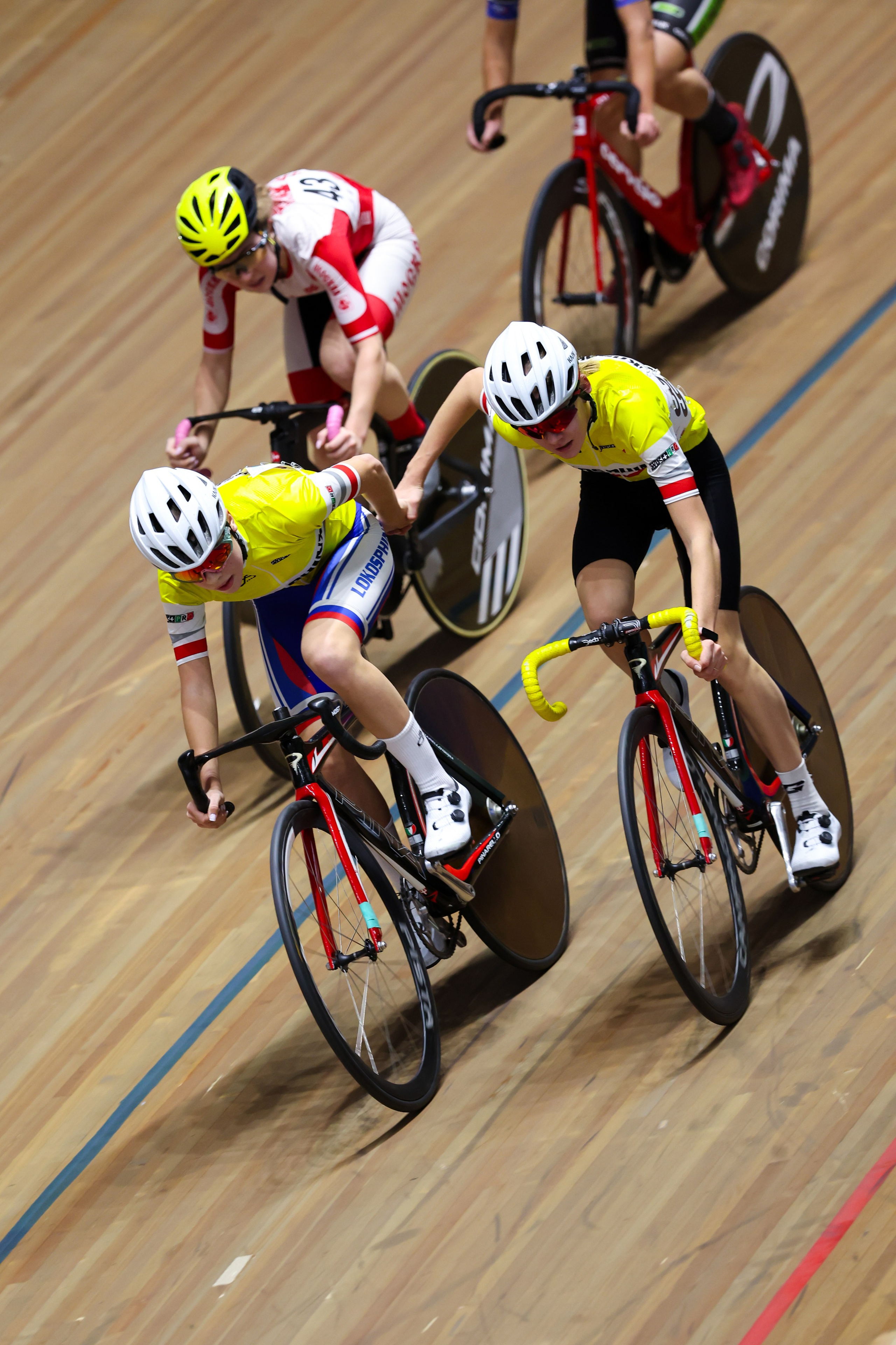 Кубок России велотрек гонка Мэдисон 21.01.2025. Спортивный и репортажный фотограф Антон Тереханов