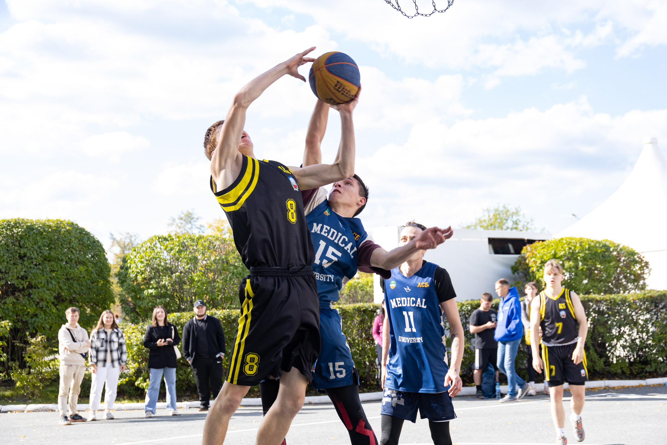 Баскетбол 3×3. Фотограф Родион Нарудинов