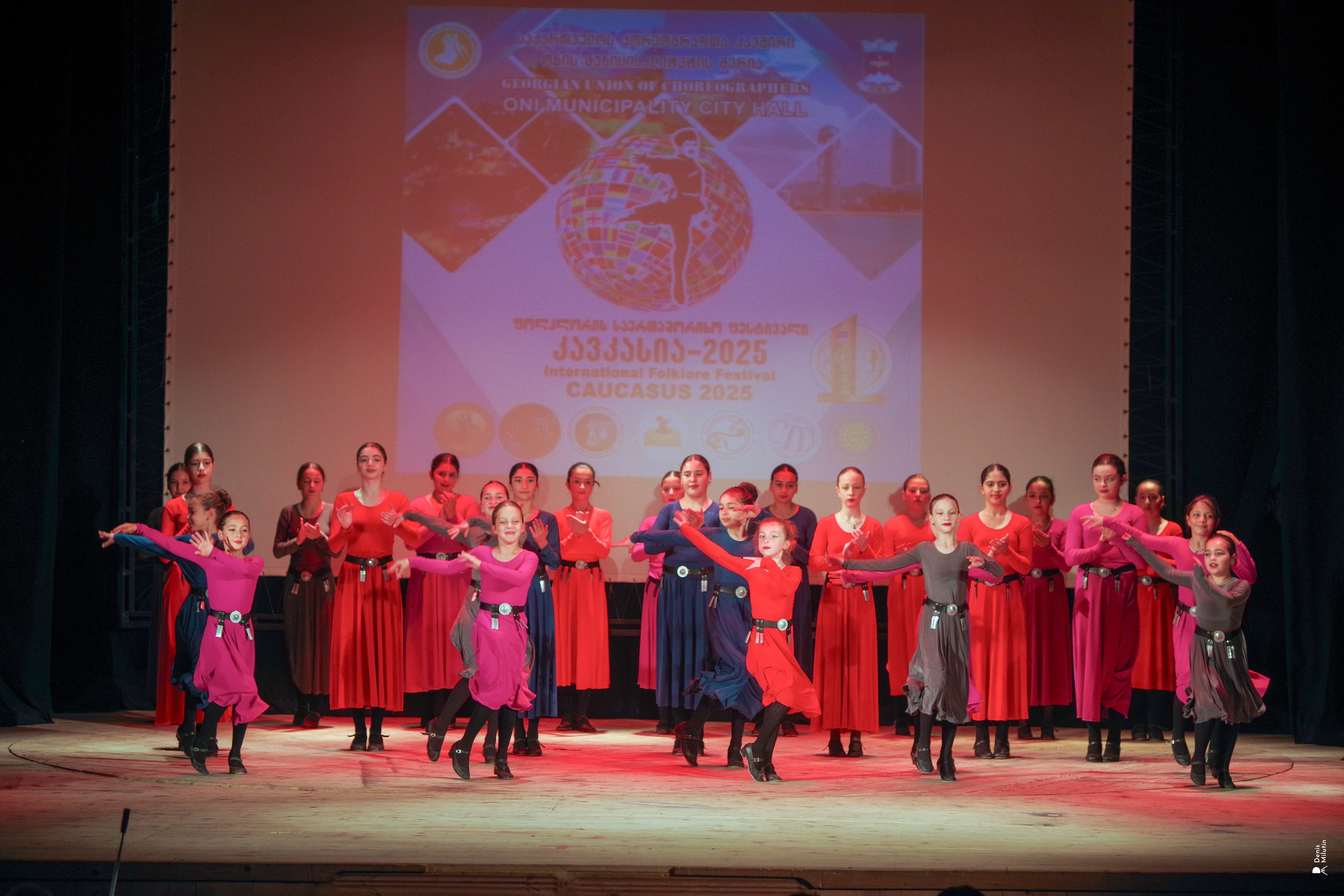 Танцы в прекрасном Они. Портретный фотограф Денис Милютин