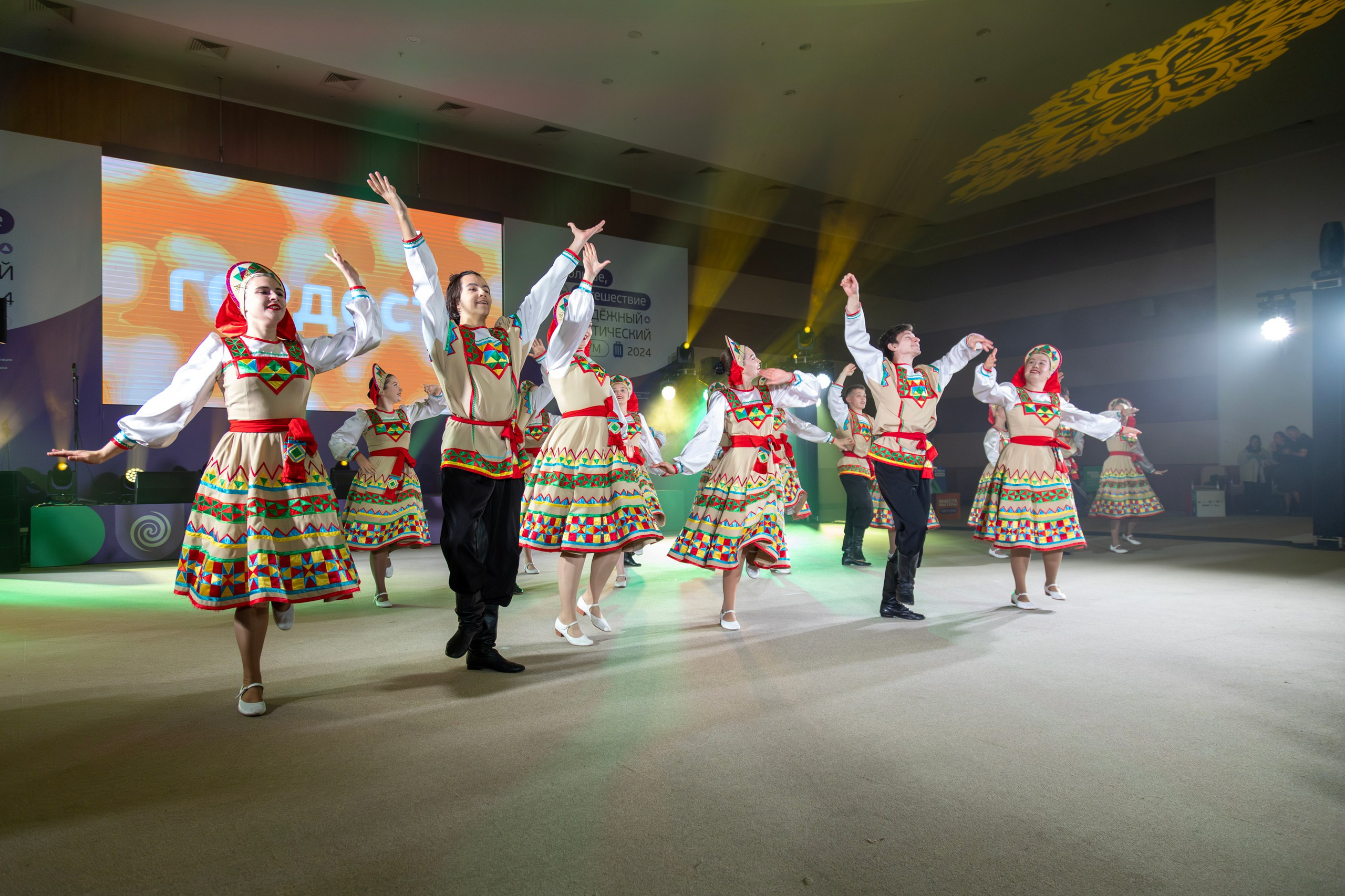 Всероссийский конкурс Проводники смыслов. Репортажный и портретный фотограф в Владивостоке