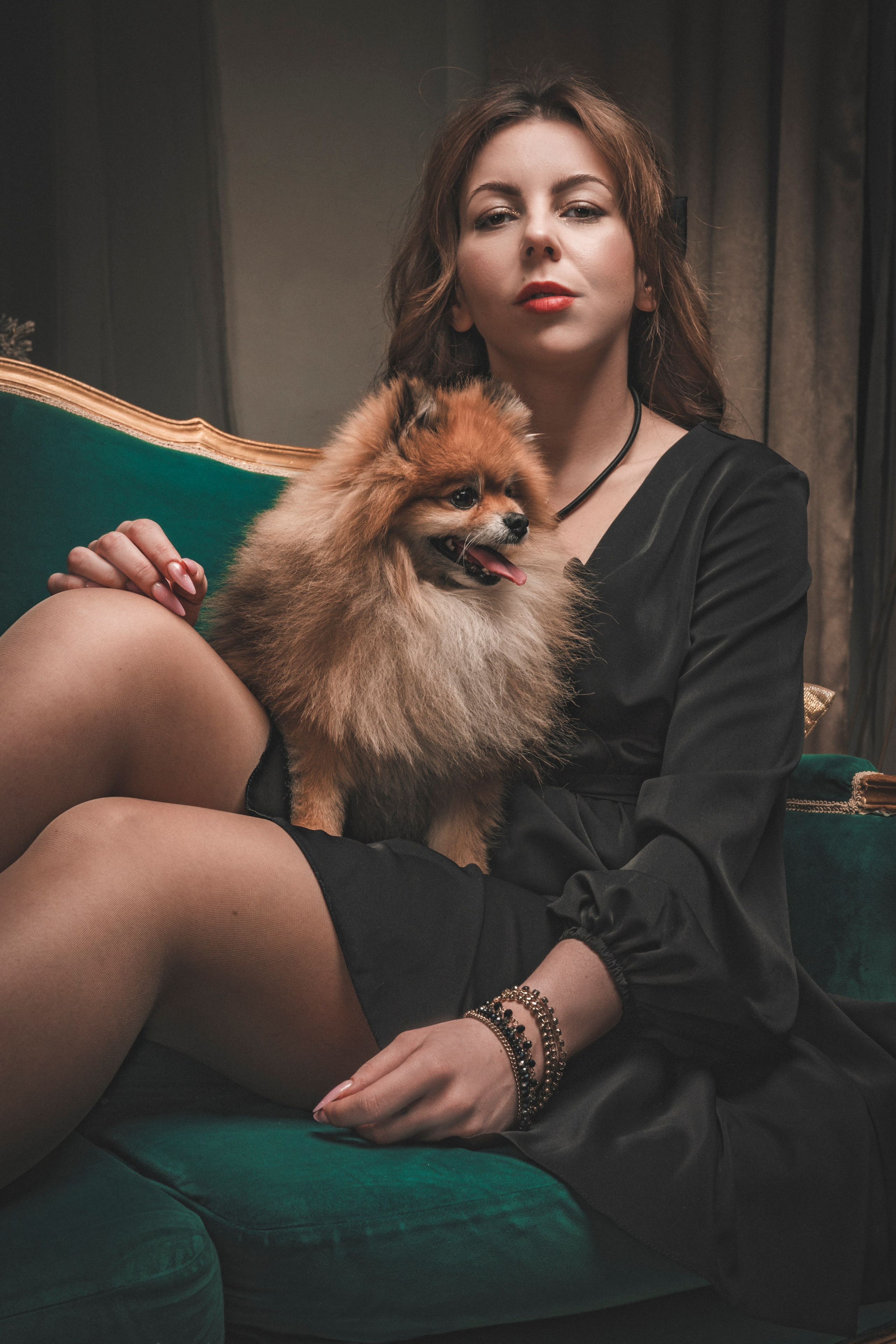 Красотка и шпиц. Фотограф анималист в Санкт-Петербурге Таша Крейв