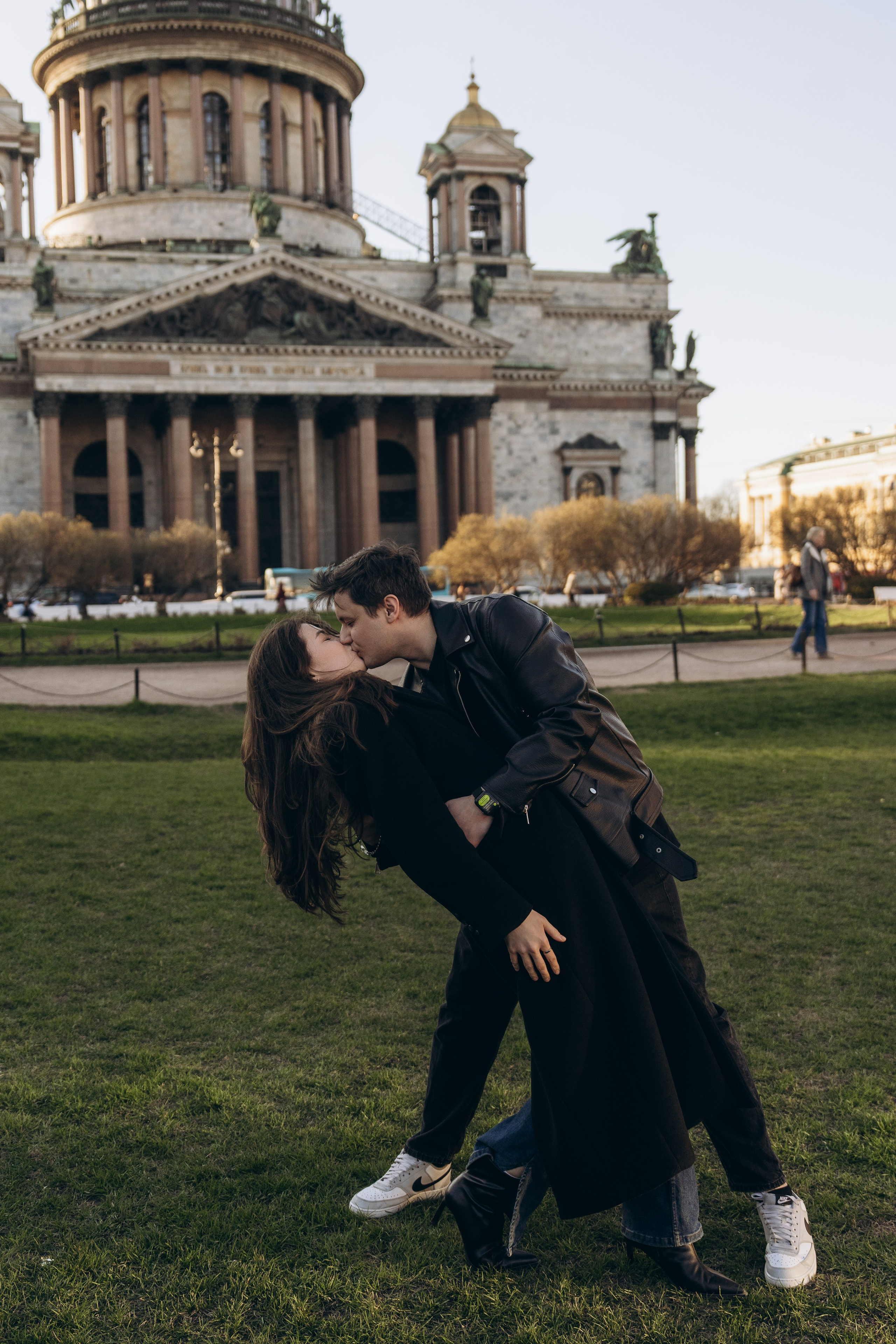 Лавстори прогулка в Санкт-Петербурге. Свадебный фотограф в Москве Анна Полушина