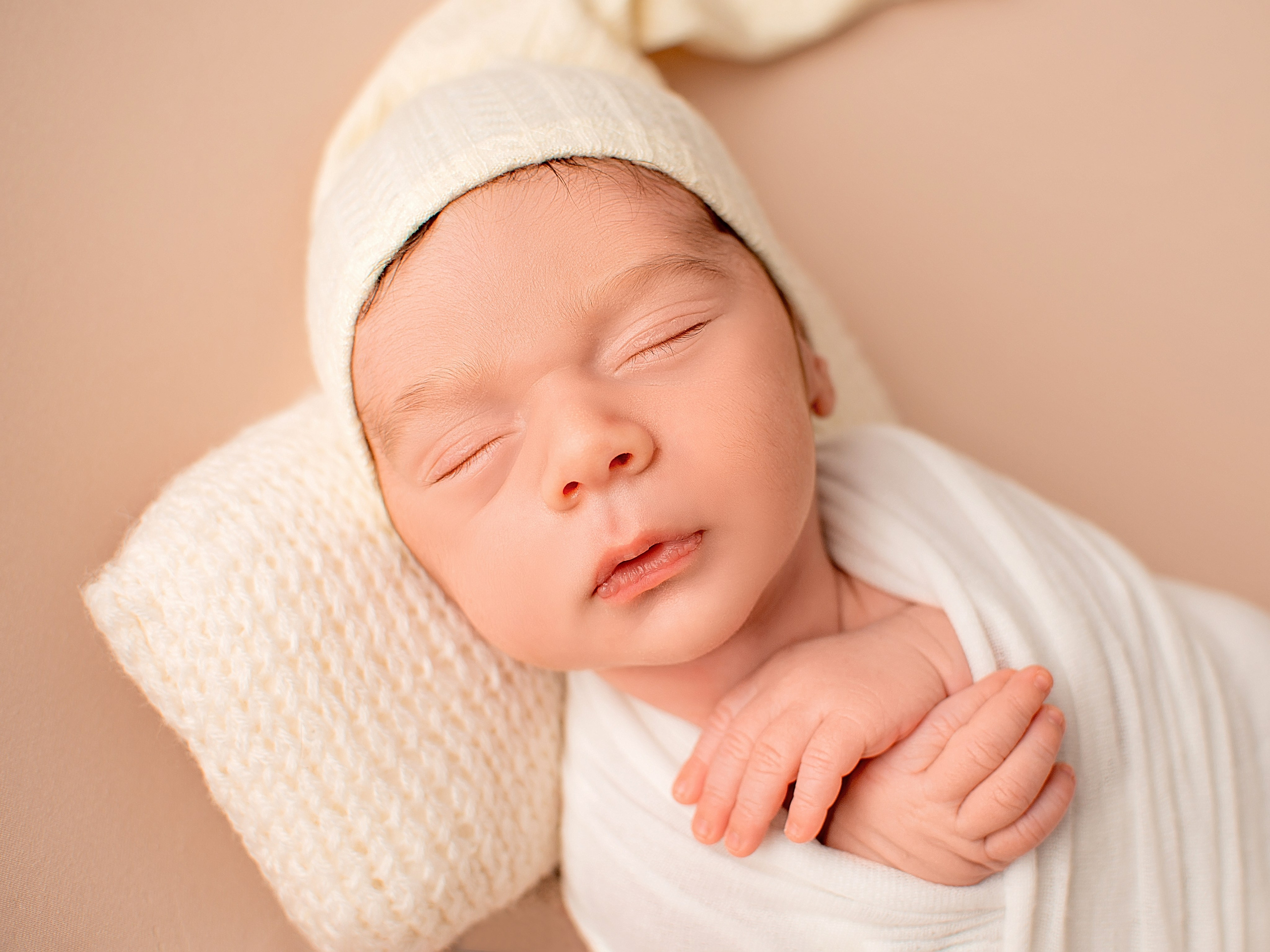 Фотосессия новорожденных Краснодар. Фотограф новорожденных Краснодар Малышенко Надежда