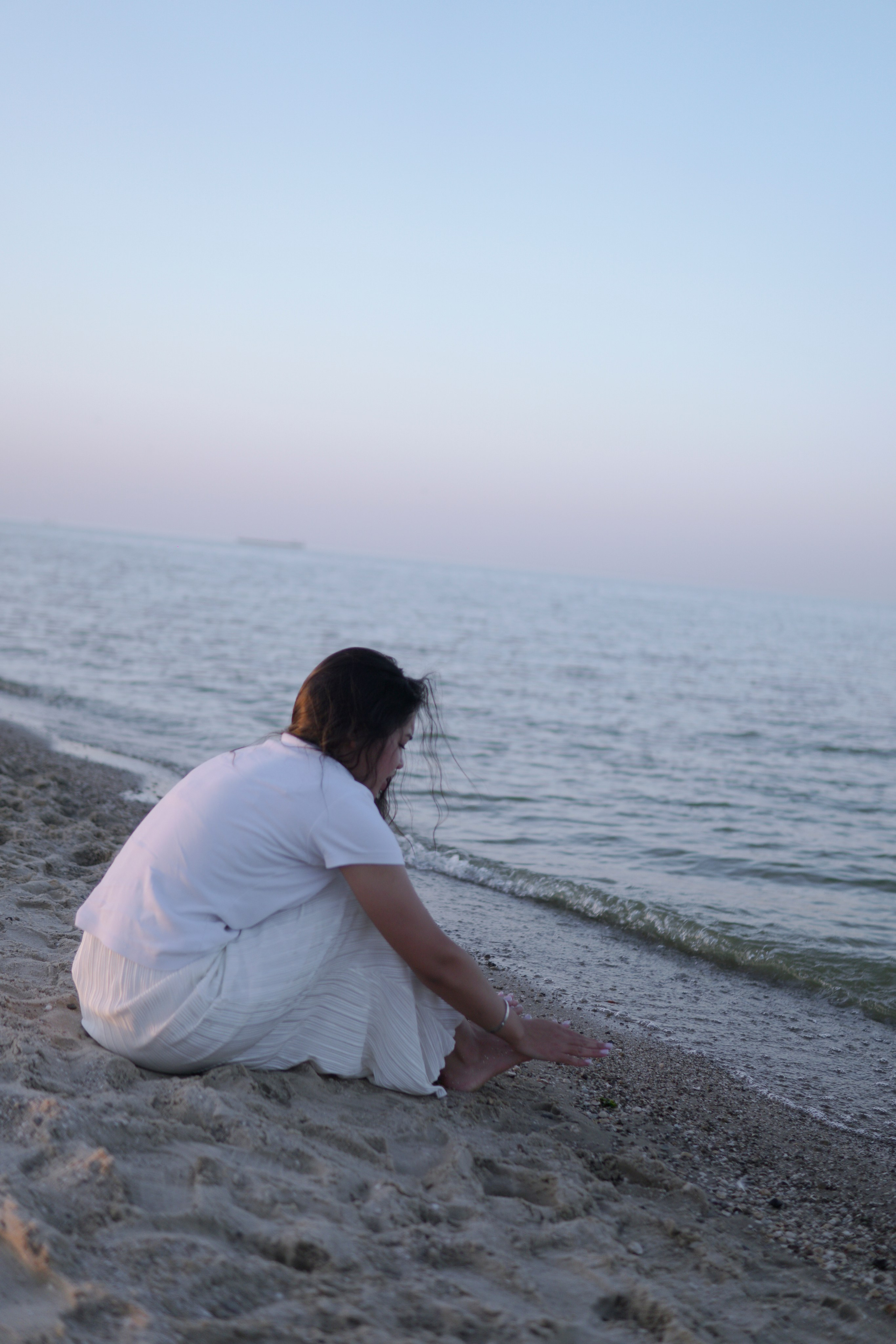 Сестры у моря в Ростове-на-Дону. Фотосессия за городом. Фотограф в Ростове-на-Дону Марина Мальцева