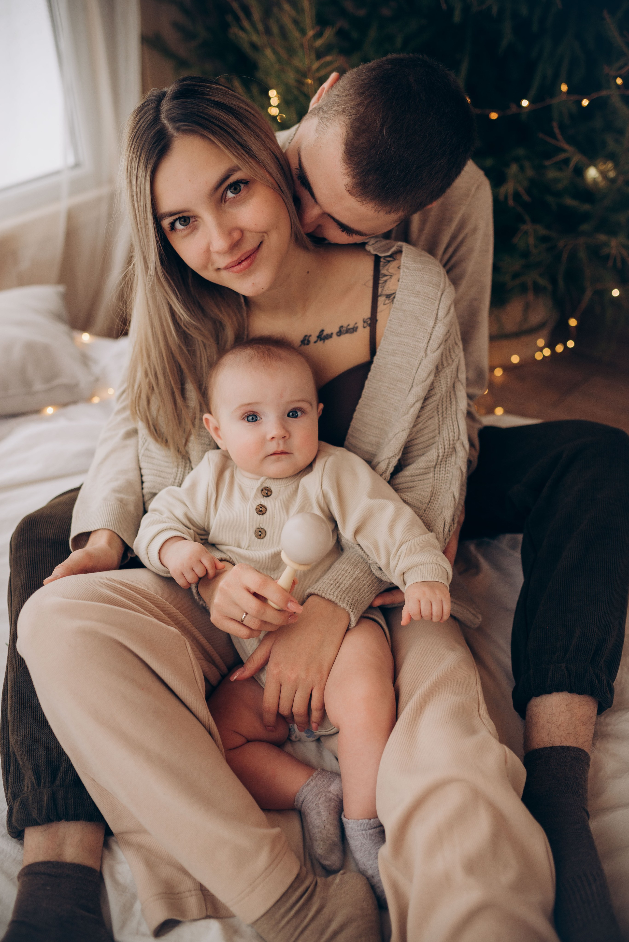 Семейная новогодняя фотосессия в студии. Семейный фотограф в Домодедово и Москве Елена Пичугина