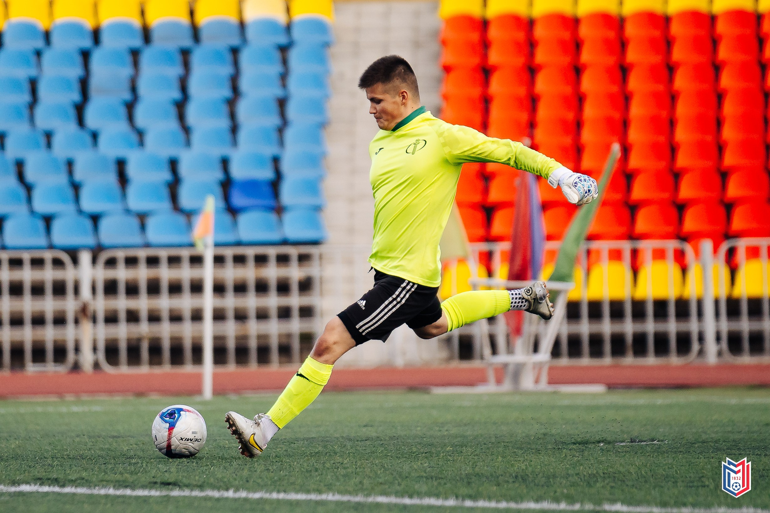 ФК «Металлург-Магнитогорск» — «СибГУФК Иртыш-2» // 21.09.24. Денис Прохоров Фотограф в г. Магнитогорск