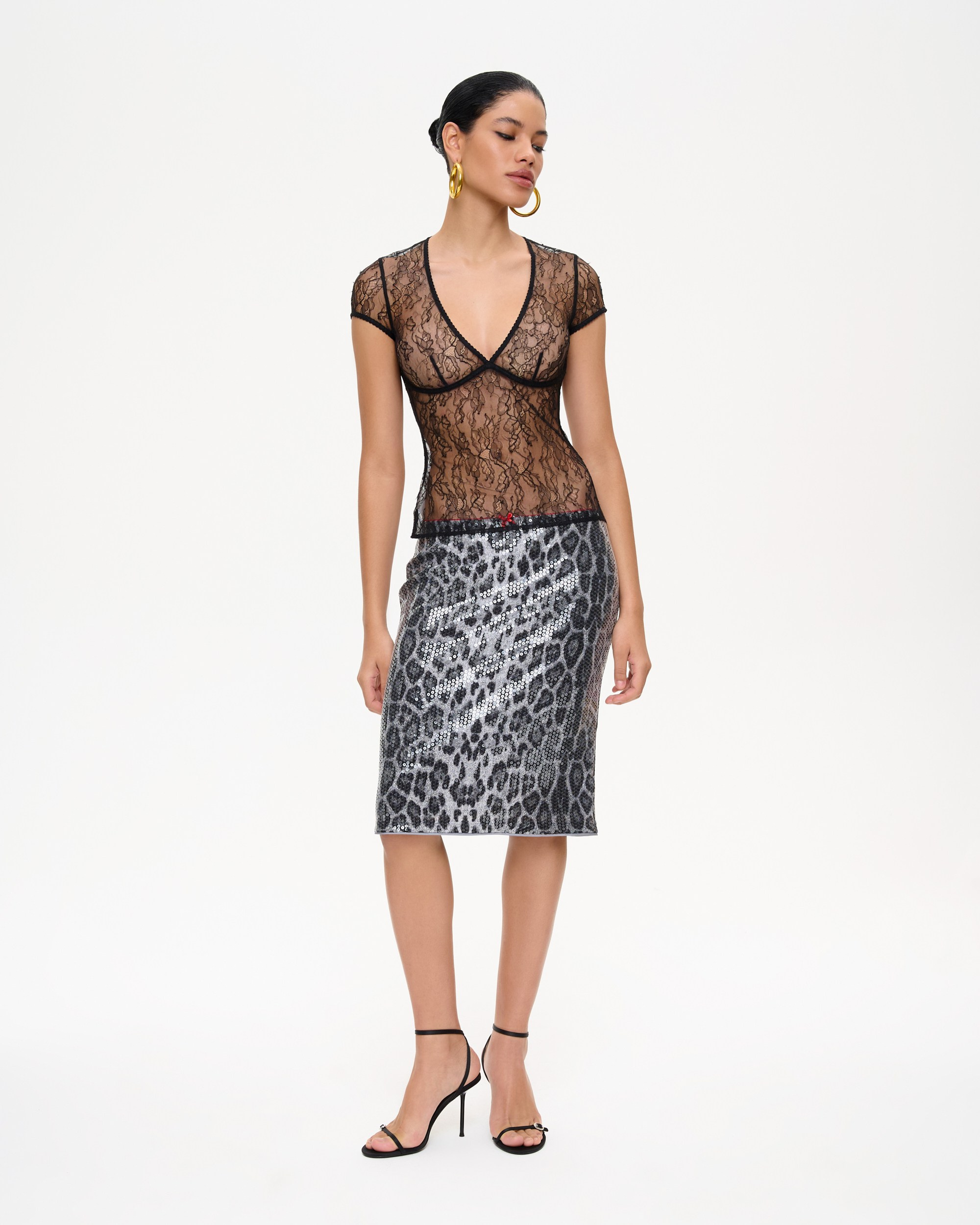 Каталог для бренда The Rozie. Фотограф для брендов в Москве Ксения Чупрунова