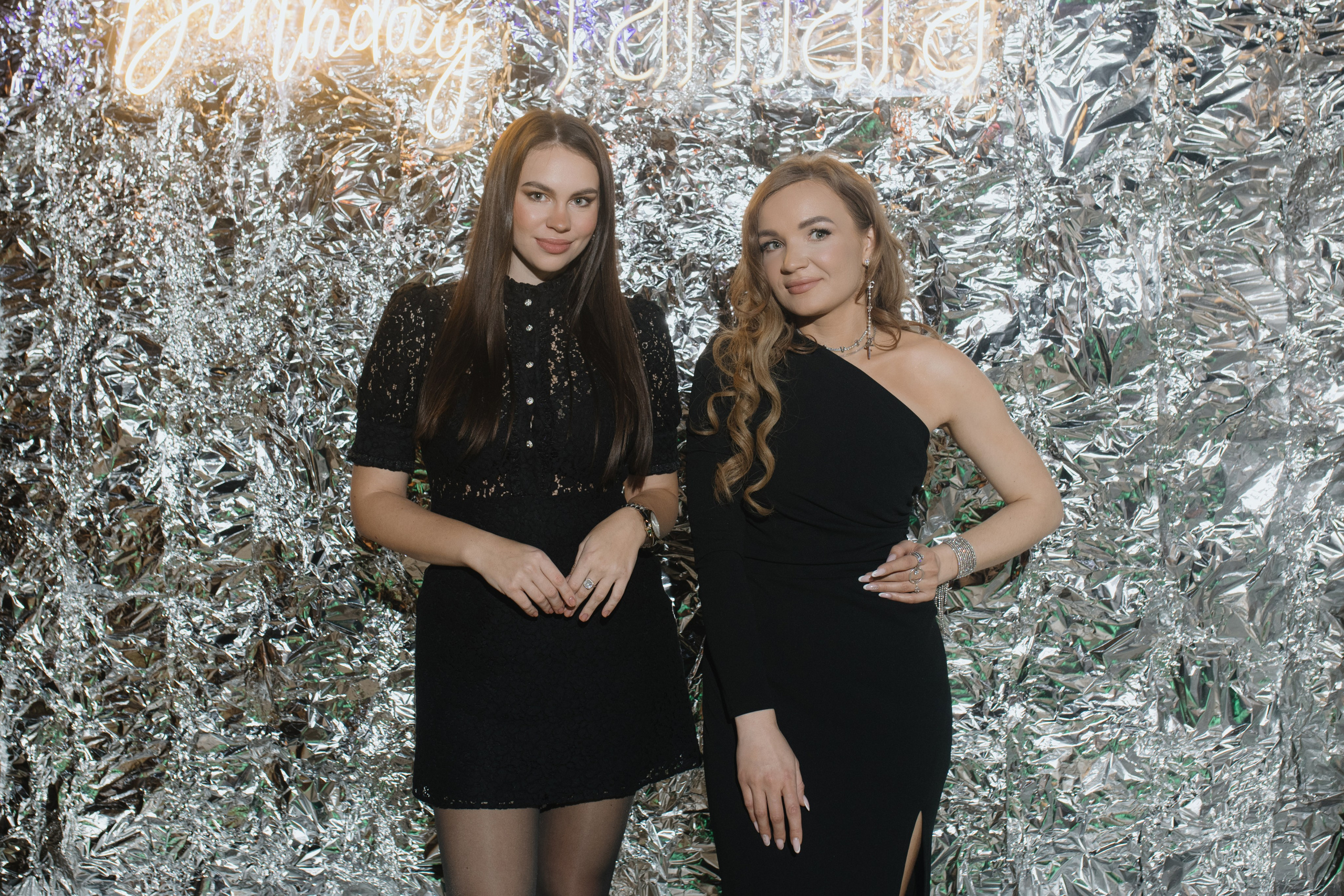 День рождения Томы — Let`s Talk Bar. Свадебный фотограф Екатеринбург/Челябинск — Любовь Волохова