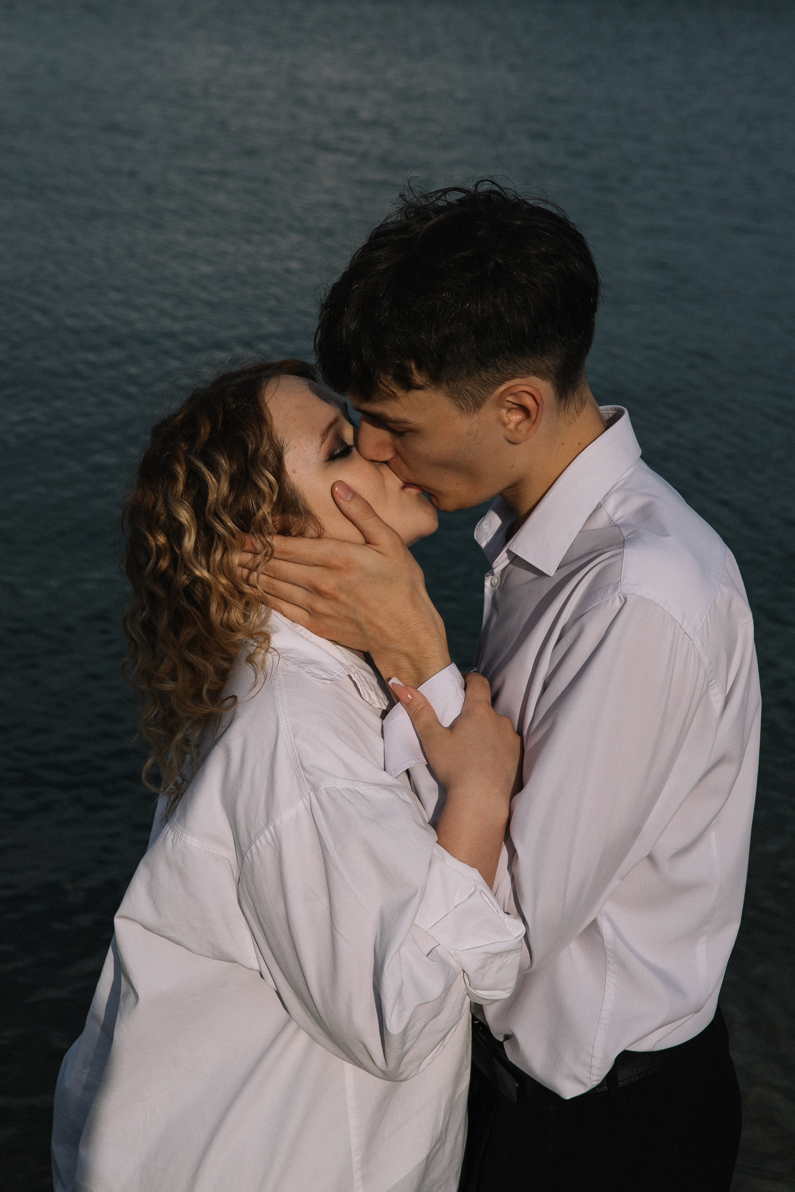 LOVE story для Лизы и Дениса. Фотограф в Иркутске Анастасия Кись. Студийная фотосессия беременности в тканях Иркутск. Семейная фотосессия, ПОРТРЕТ «ПОКОЛЕНИЕ»