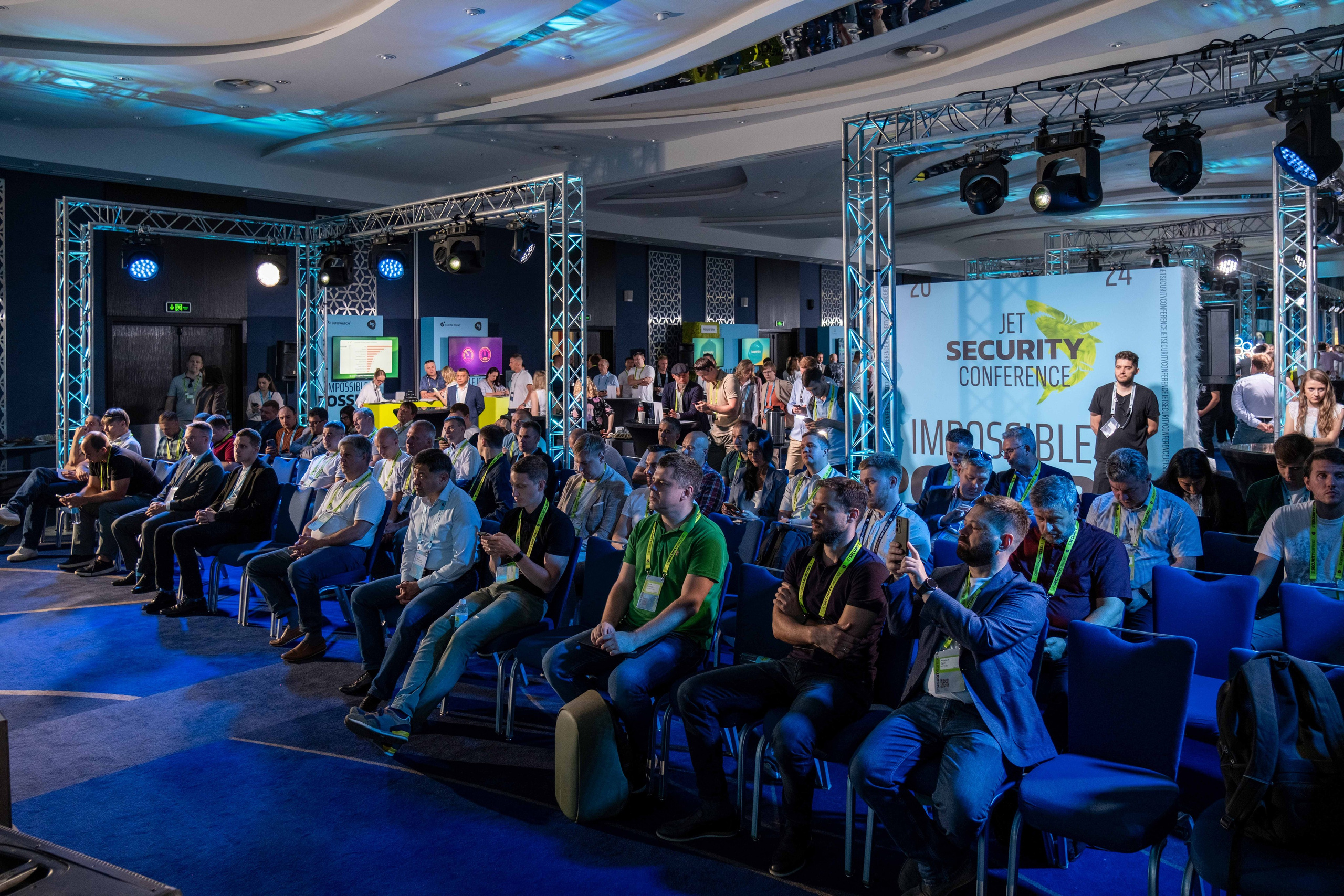 Альбом конференция. Фото тур