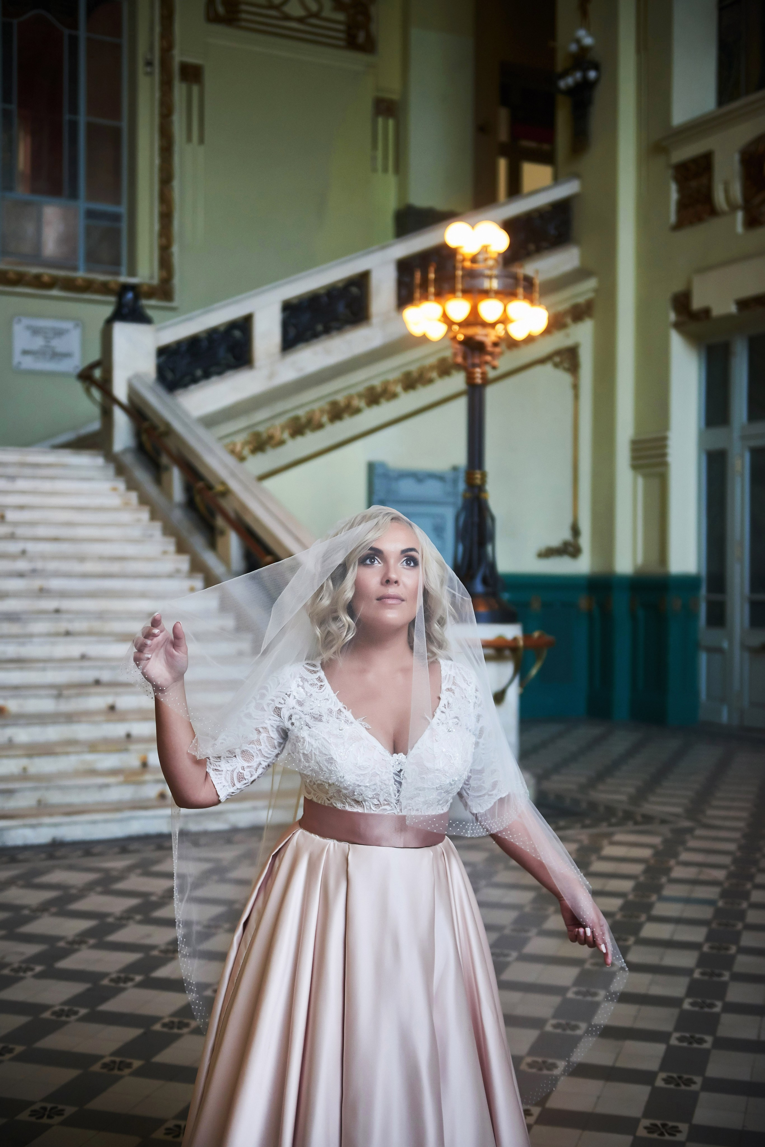 Марта и Анатолий (фотосессия на Витебском вокзале). Портретный, семейный и свадебный фотограф в Санкт-Петербурге и в Пушкине Ширяев Денис