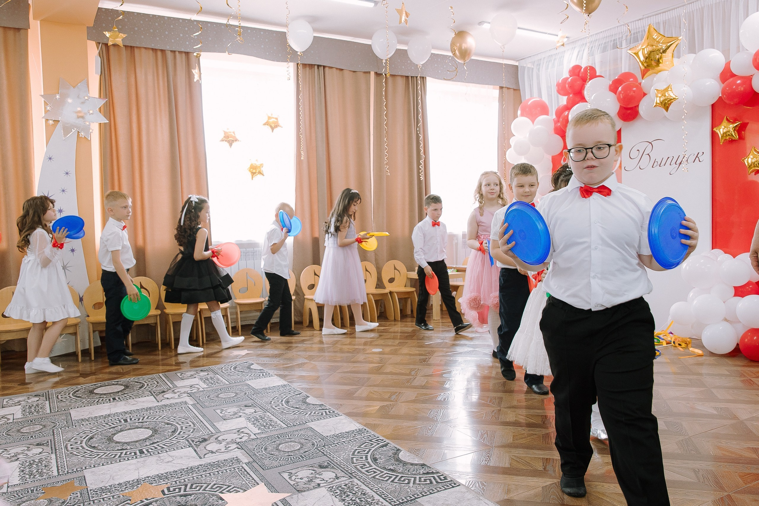 Выпускной в ДС 26. Выпускные альбомы Натальи Бутко: Новороссийск, Анапа, Геленджик