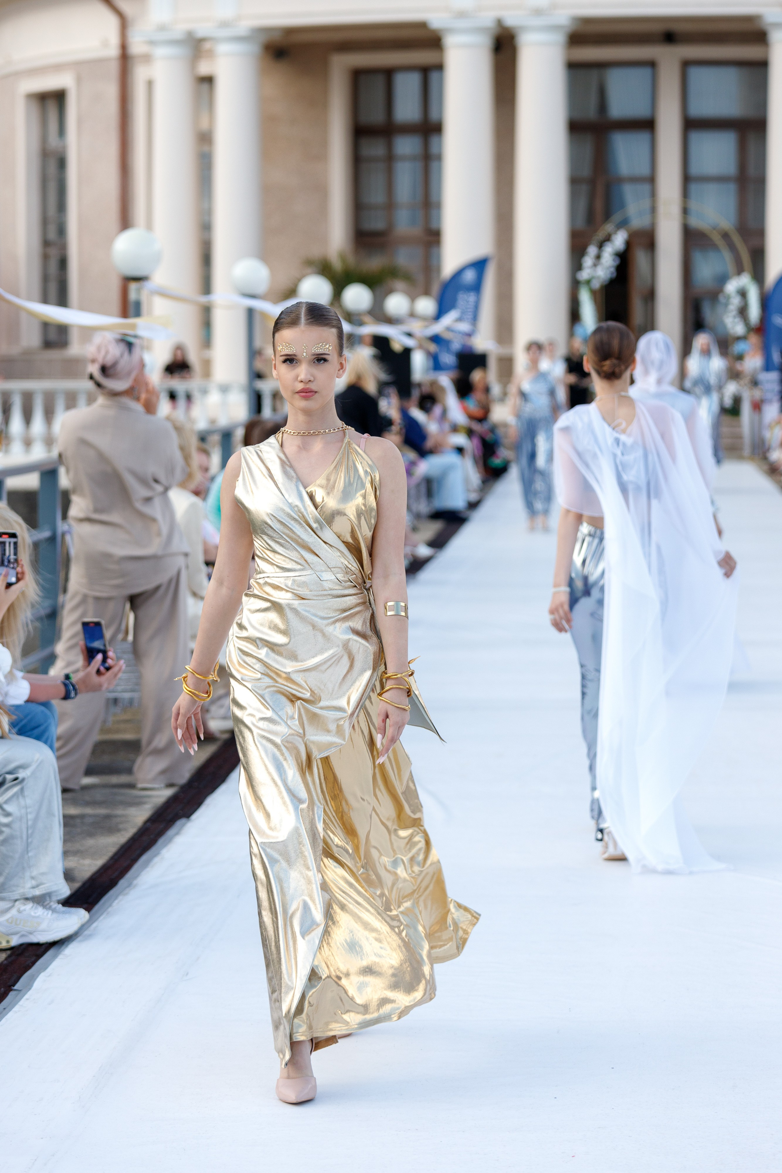 29 Fashion Cruise. Интерьерный и фуд фотограф в Иркутске Дмитрий Арно