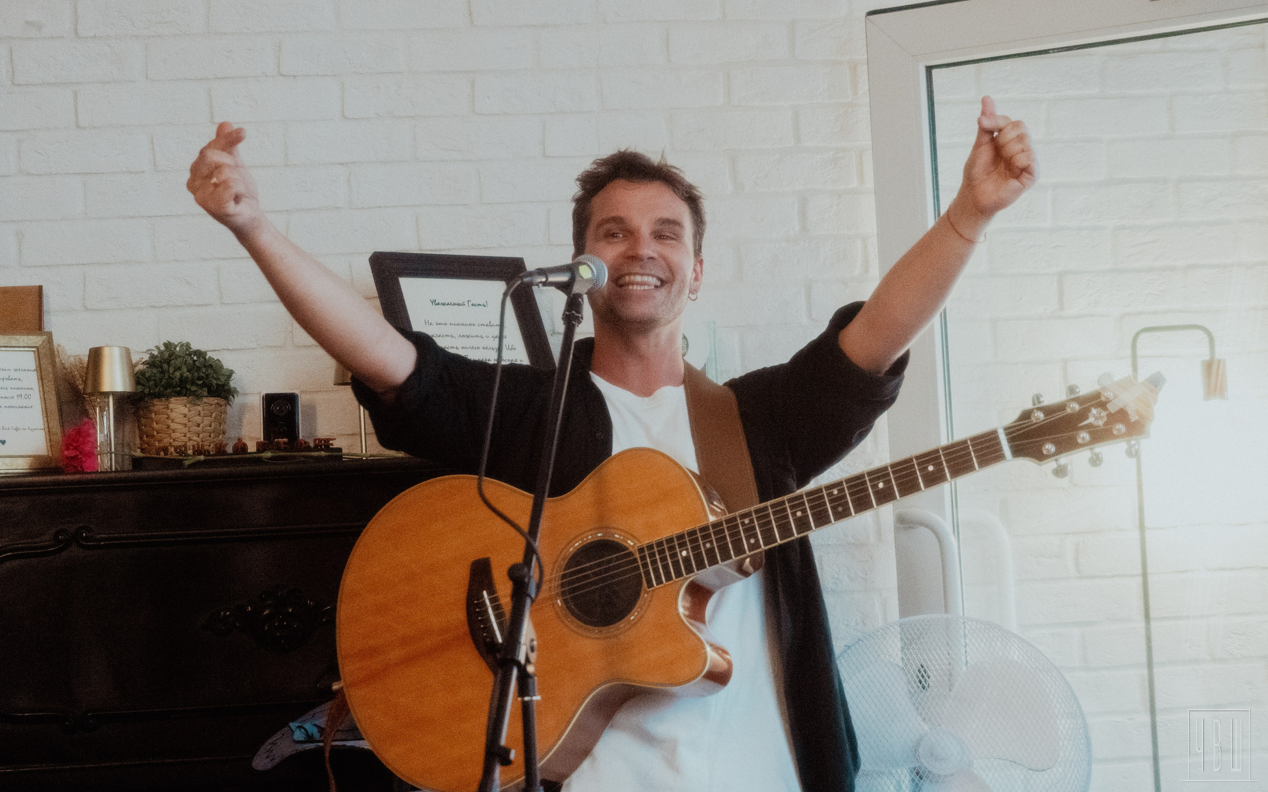 Спасский, Оксанбо, Карабан, 02.08.2025, Brik Coffee. Человек в Шляпе