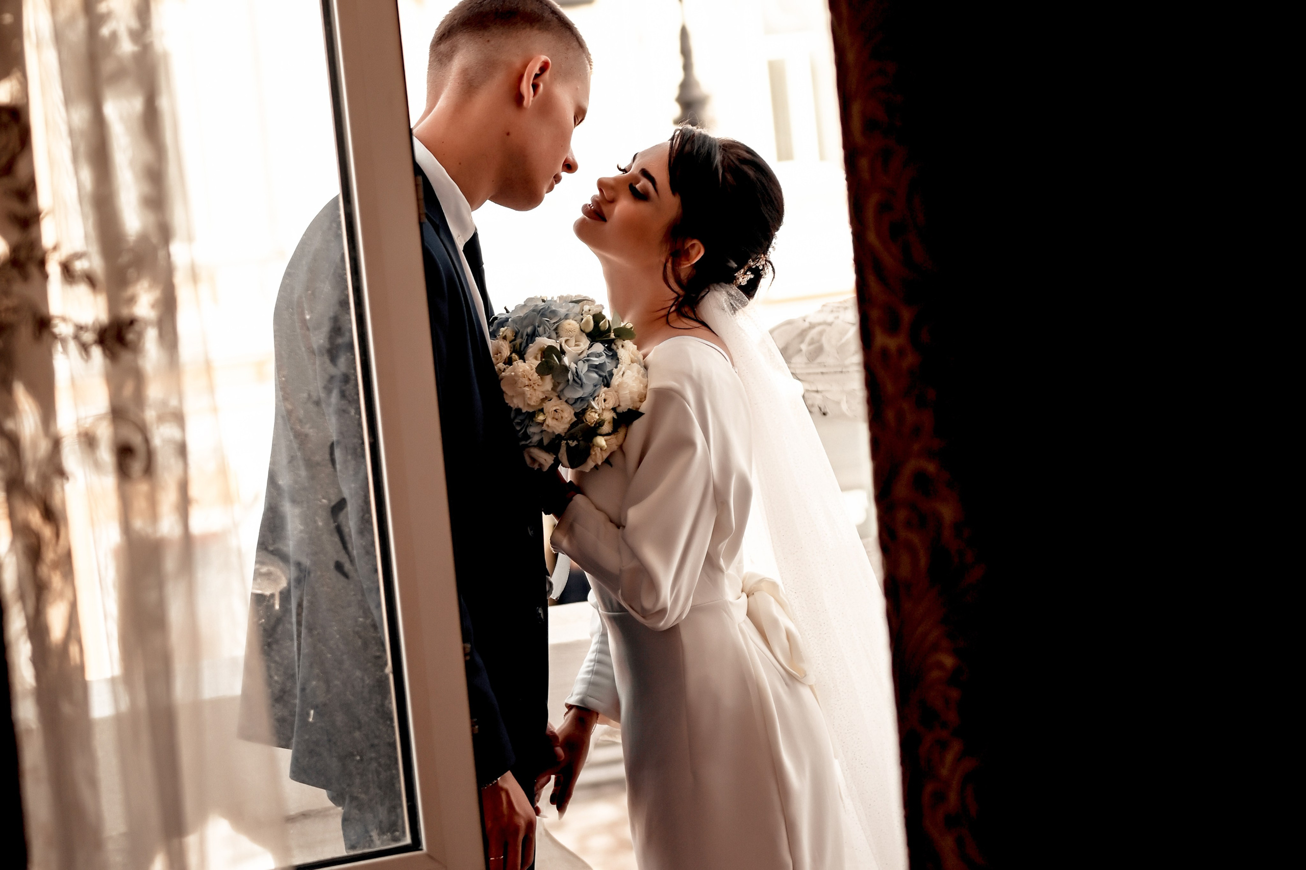 Небольшая часть фото со свадебной съемки Алексея и Даши. Свадебный, семейный, детский, контент фотограф в Омске Максим Ильин