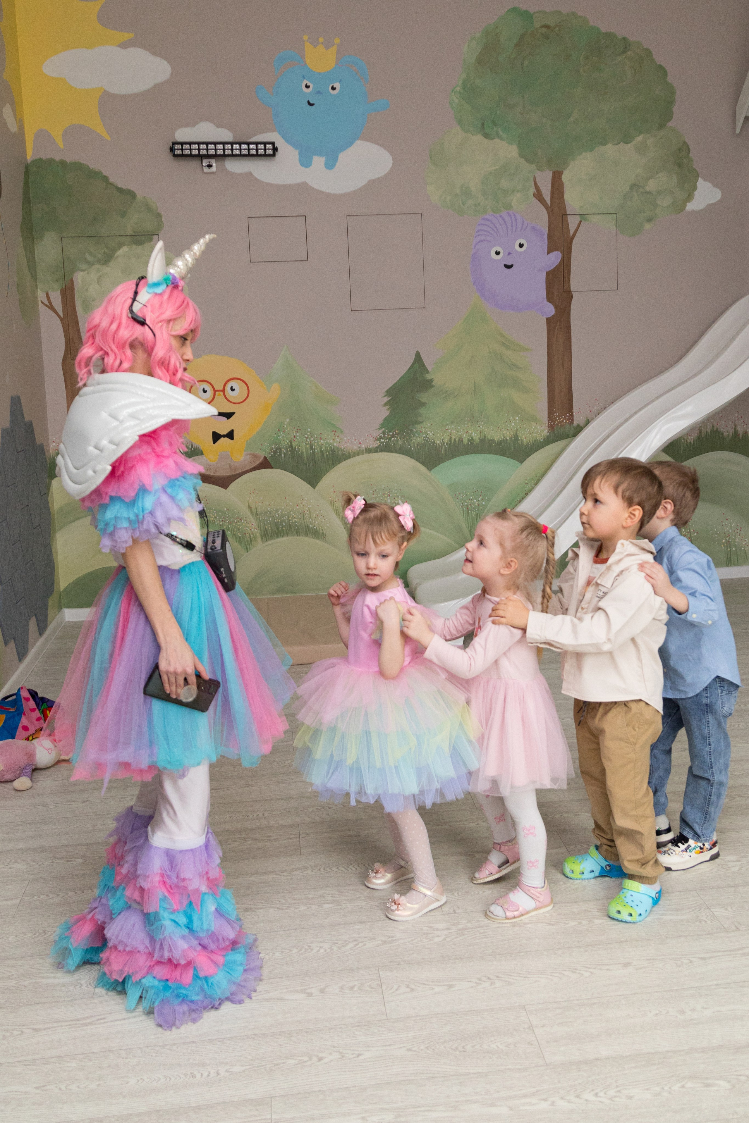 День рождения Сияны, 4 года, детский игровой центр Mimiloft. Детский и контент фотограф Надя Волкова Санкт-Петербург