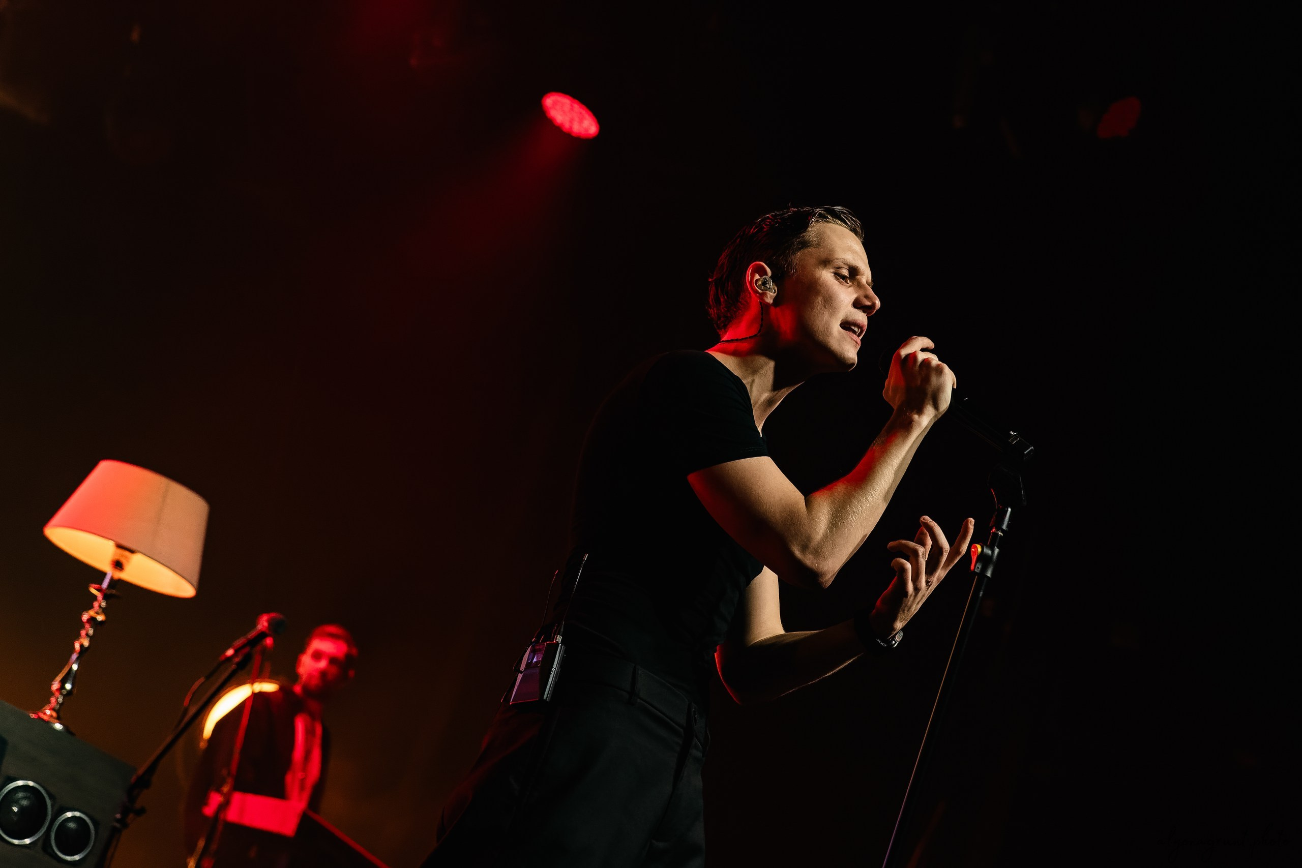 Ваня Дмитриенко, фоторепортаж СПб, A2, 23.10.2025. Алена Адрианова: фотограф в Санкт-Петербурге