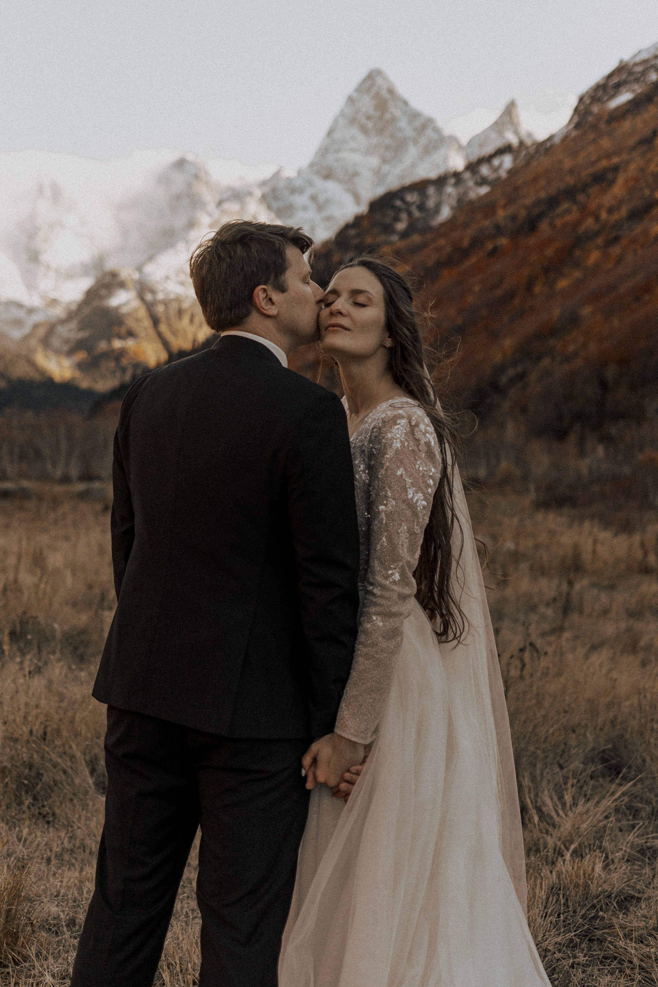 ВЫШЕ ТОЛЬКО ЛЮБОВЬ. Фотограф Настя Конник | Пятигорск | Эльбрус | Домбай | Архыз