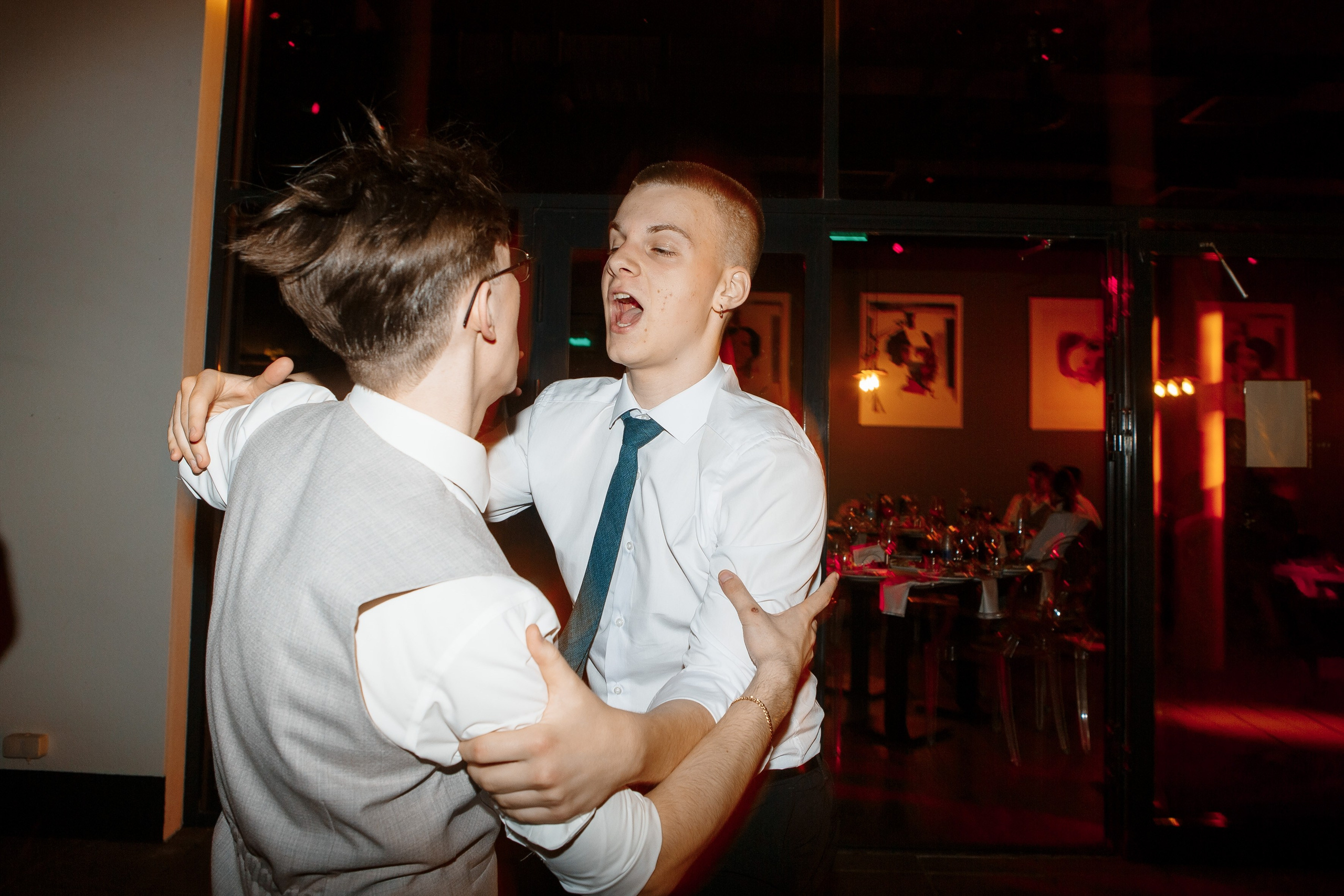 Выпускной Гимназия 12 2024 OpenHouse. Свадебный и портретный Фотограф в Липецке Дмитрий Котюков