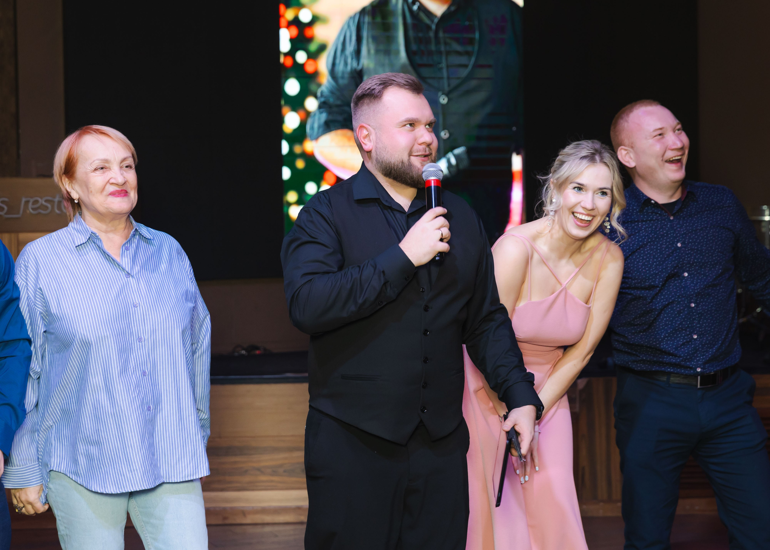 Предновогодка кипарис 2025. ФОТОГРАФ ВИНОГРАДОВА ДАРЬЯ