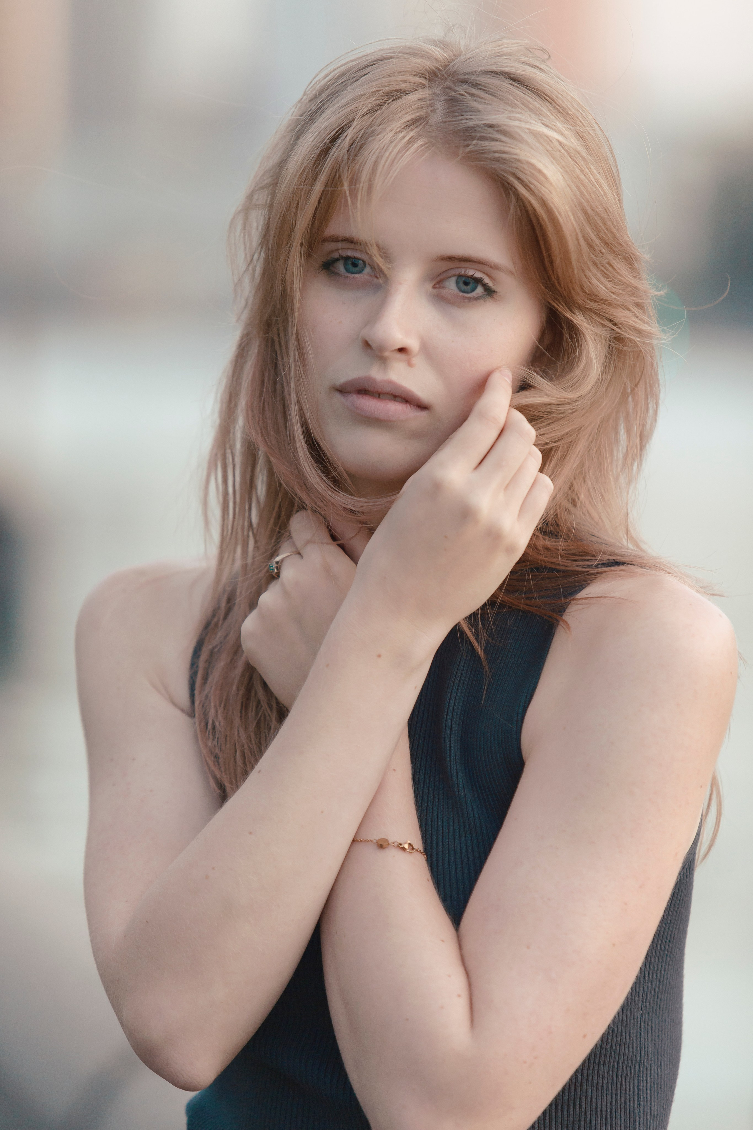 Злата|Zlata. Творческая и коммерческая стрит, стрит-фэшн и стрит-стайл фотография и видеосъемка в Москве и МО