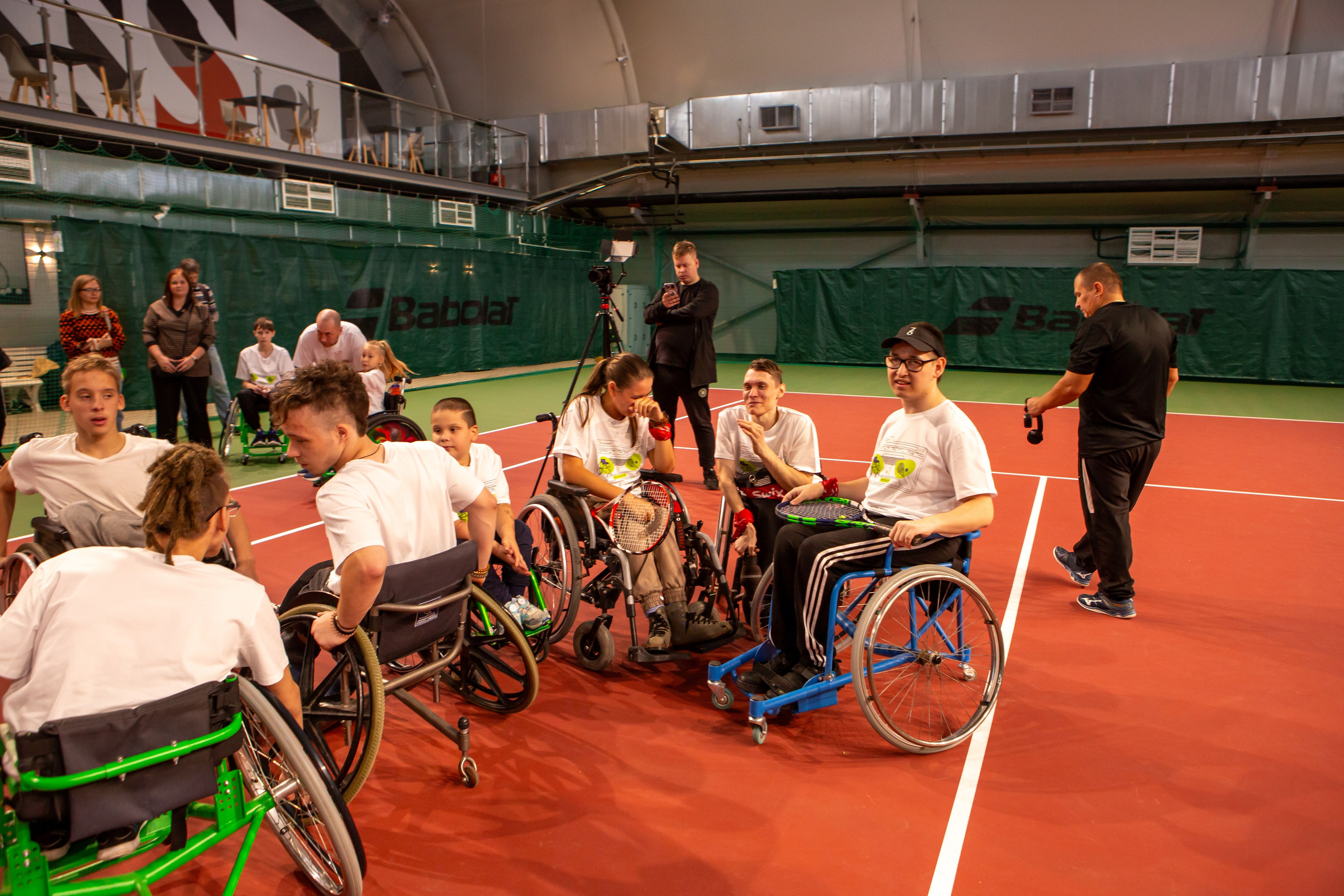 Турнир по теннису на колясках. Репортажный, семейный, свадебный, портретный фотограф